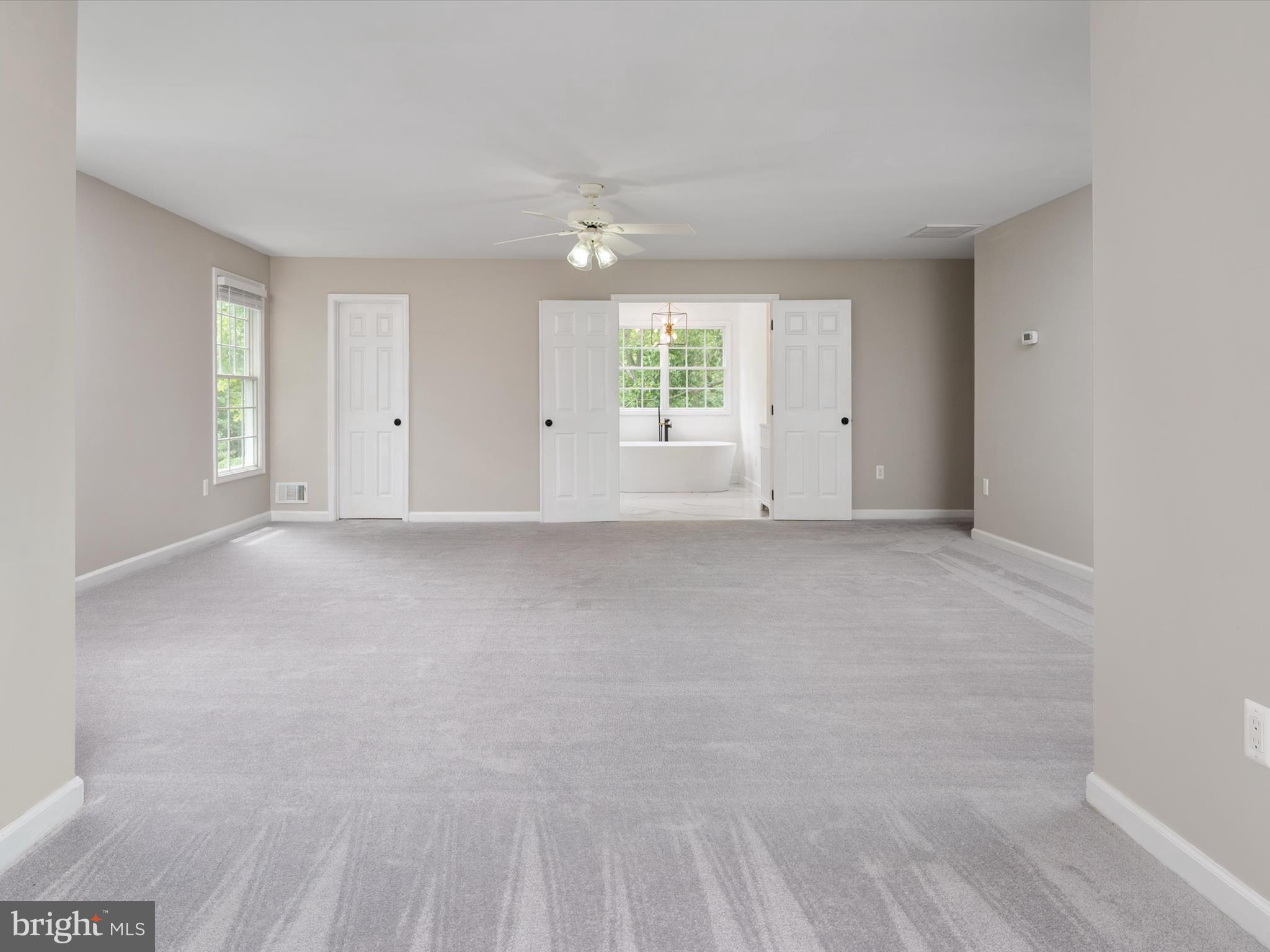 SOUTH CREEK VIEW - Residential