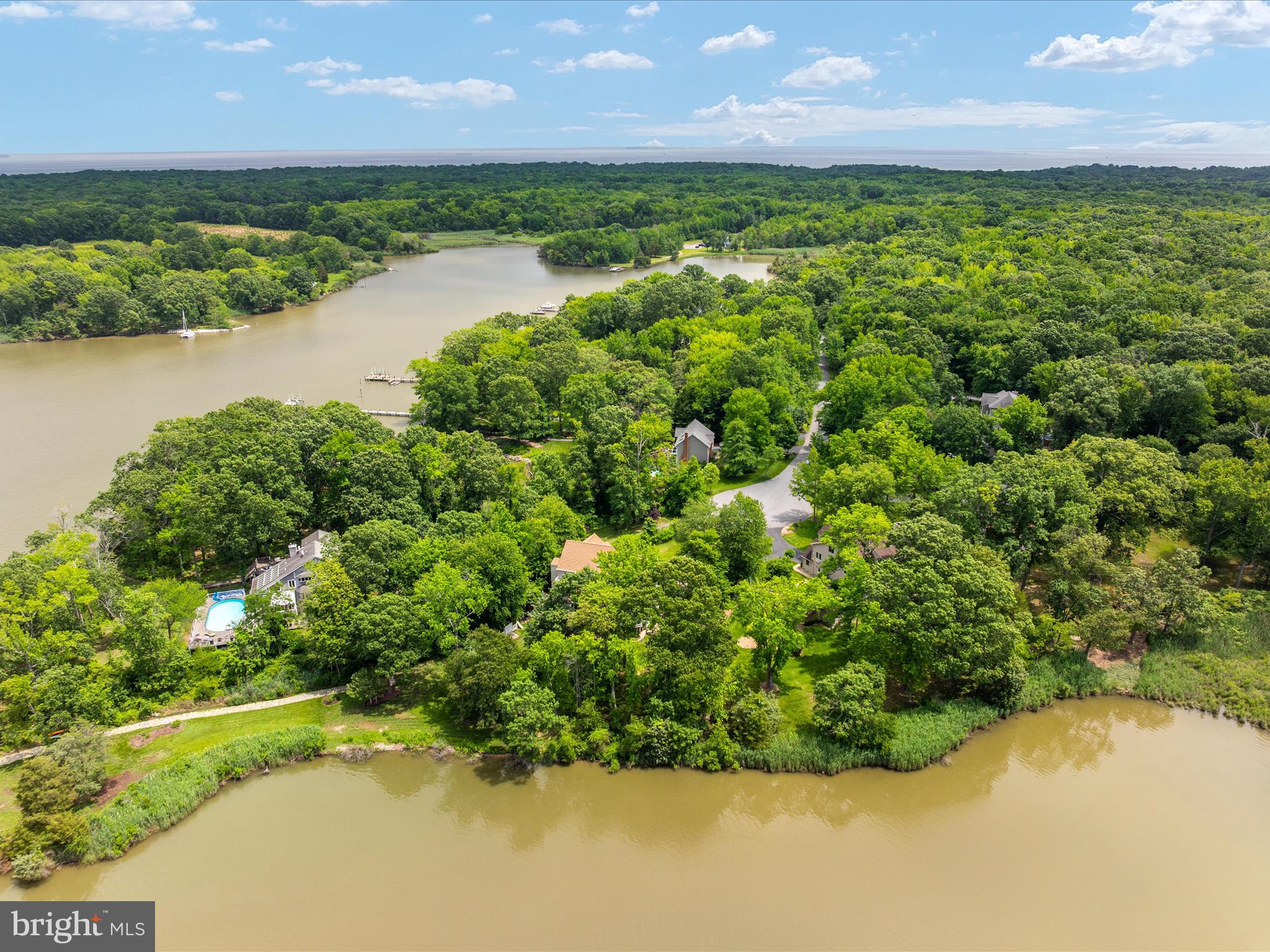 SOUTH CREEK VIEW - Residential