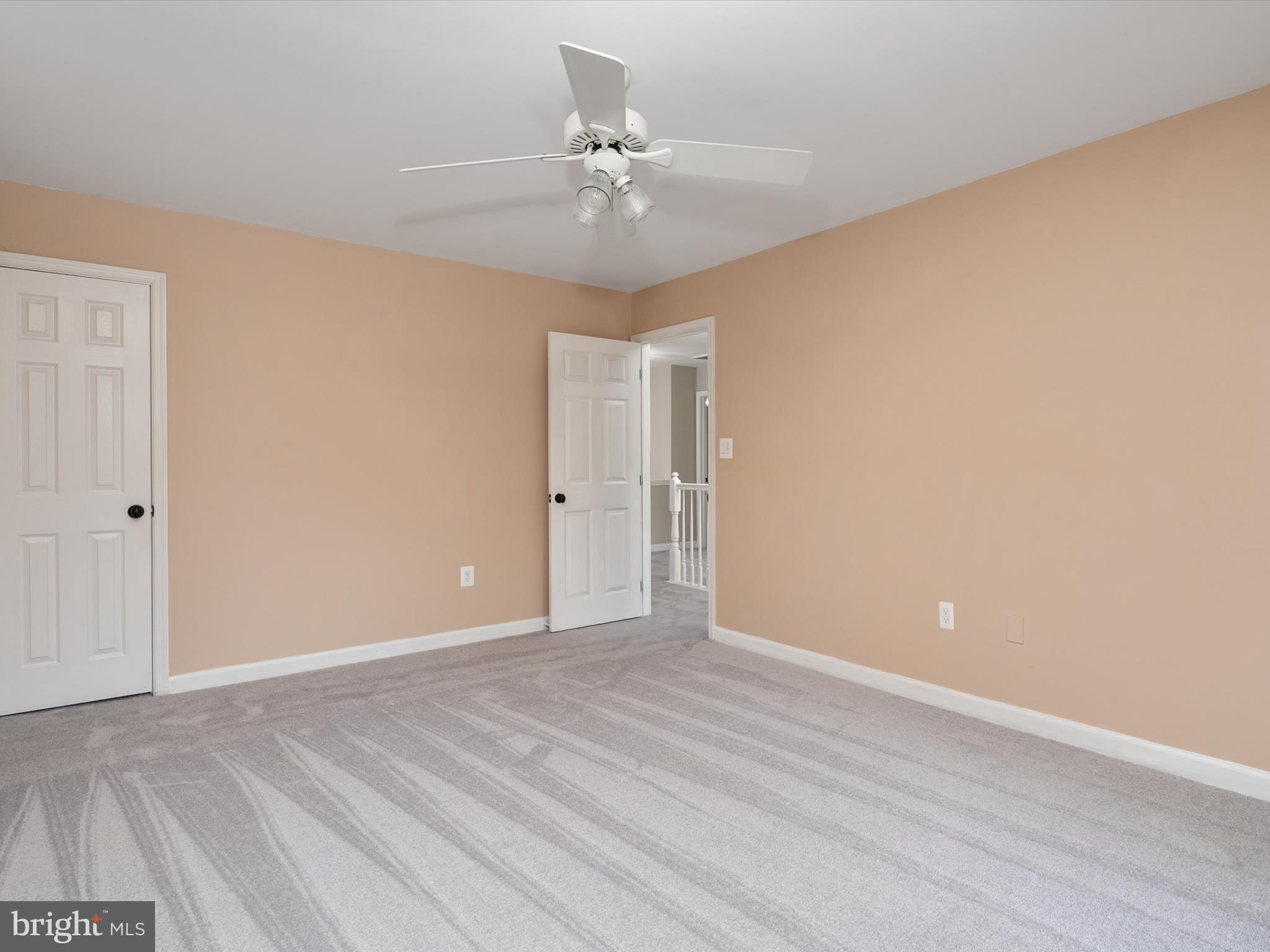 SOUTH CREEK VIEW - Residential