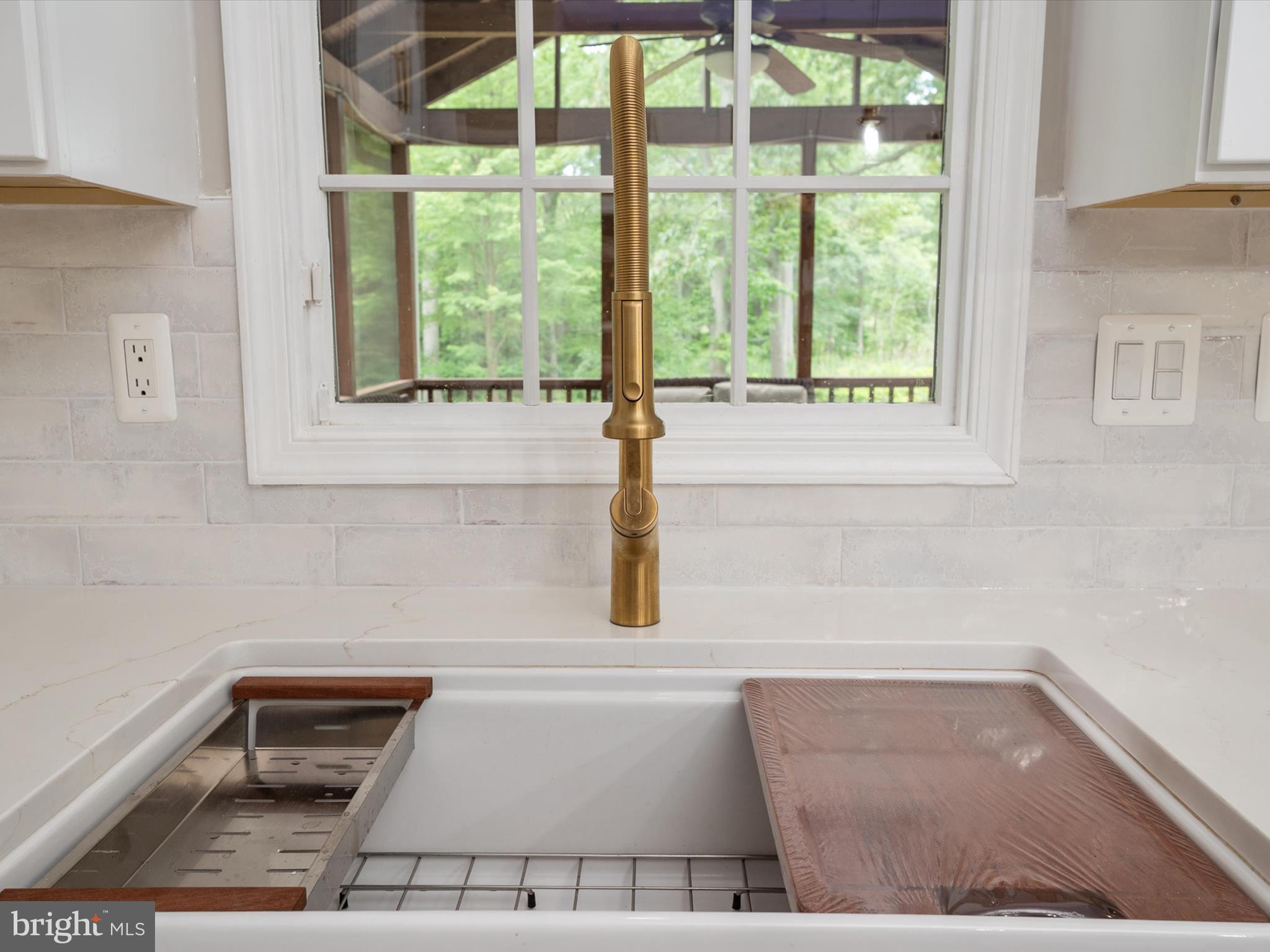 SOUTH CREEK VIEW - Residential