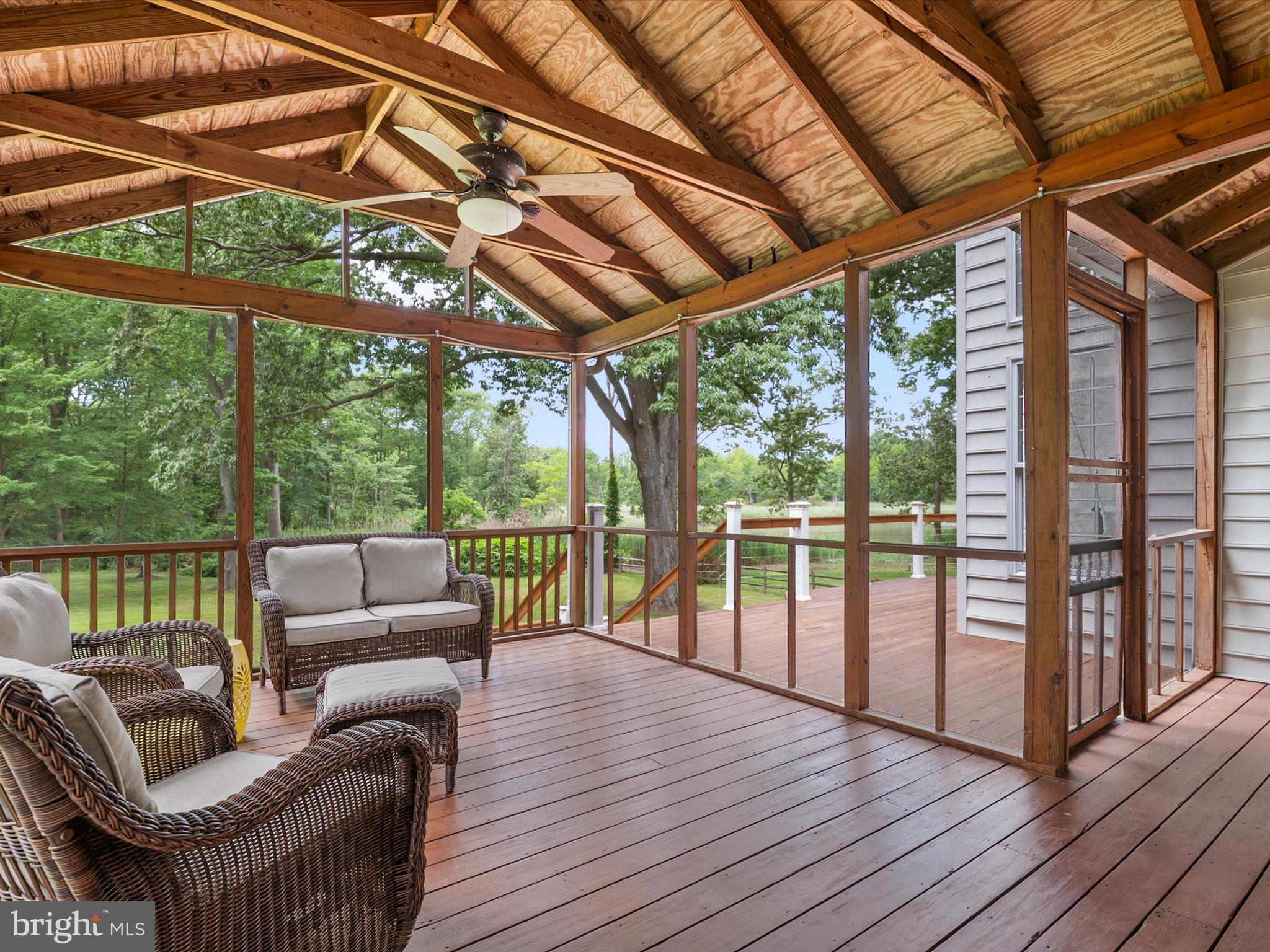 SOUTH CREEK VIEW - Residential