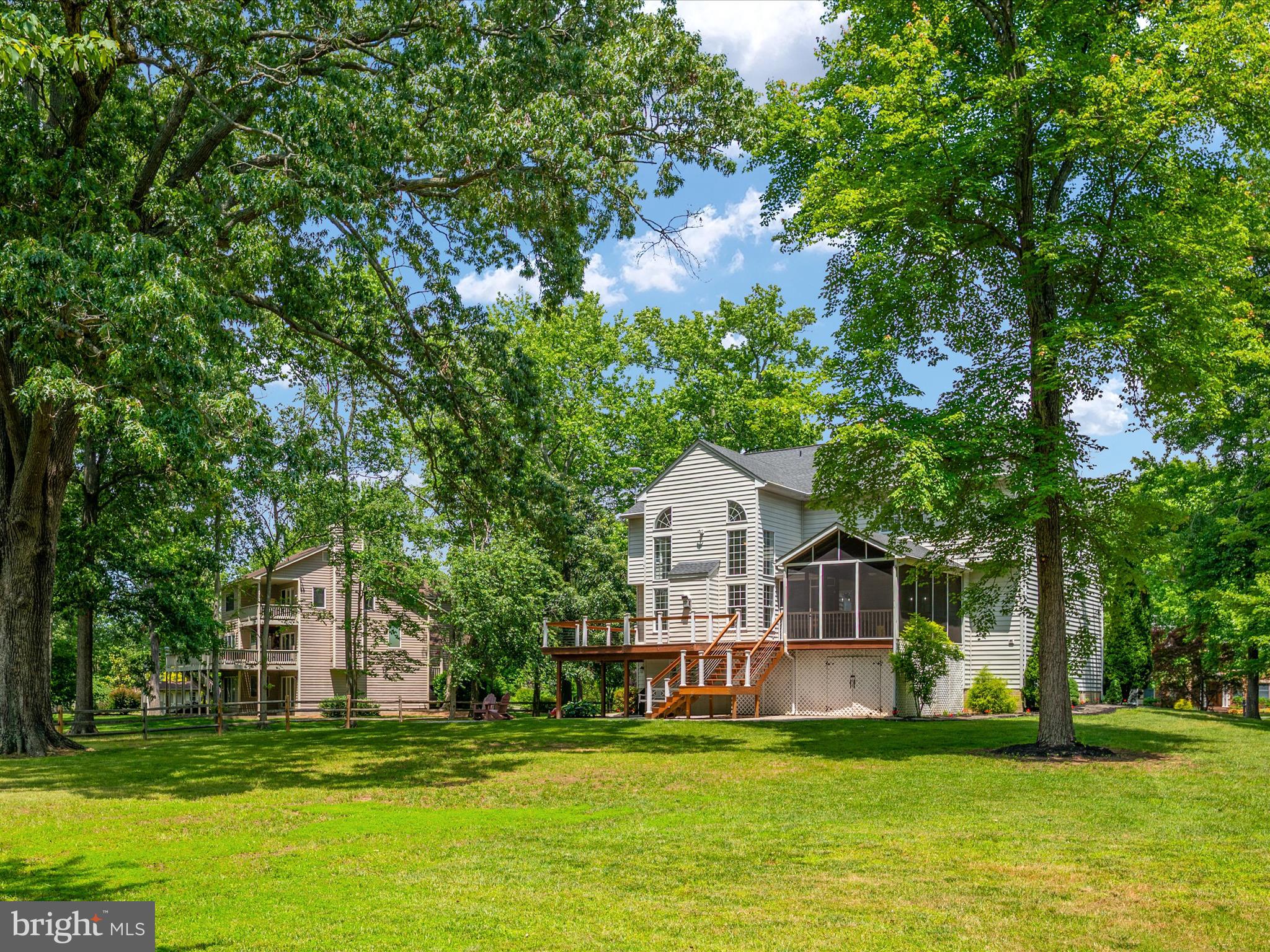 SOUTH CREEK VIEW - Residential