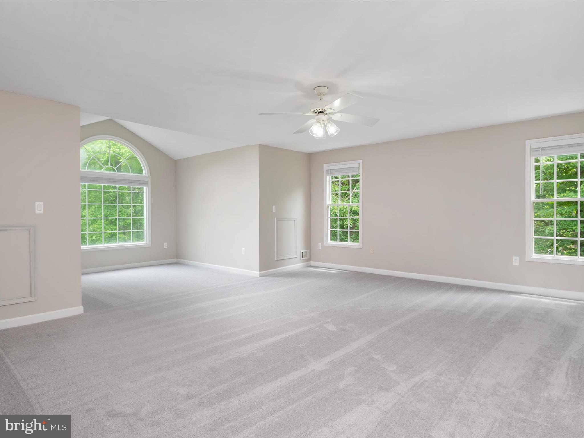 SOUTH CREEK VIEW - Residential