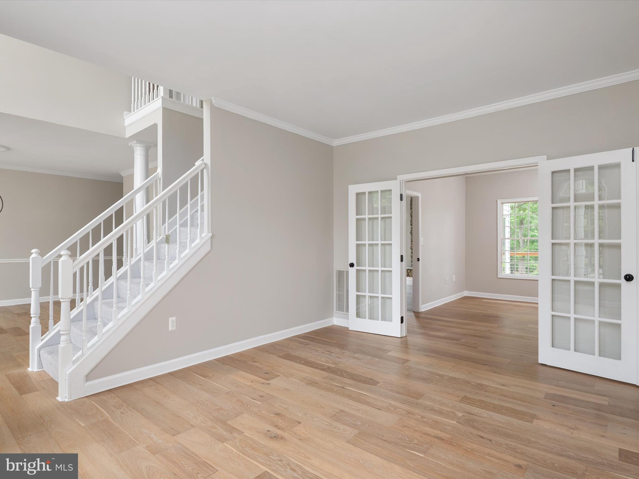 SOUTH CREEK VIEW - Residential