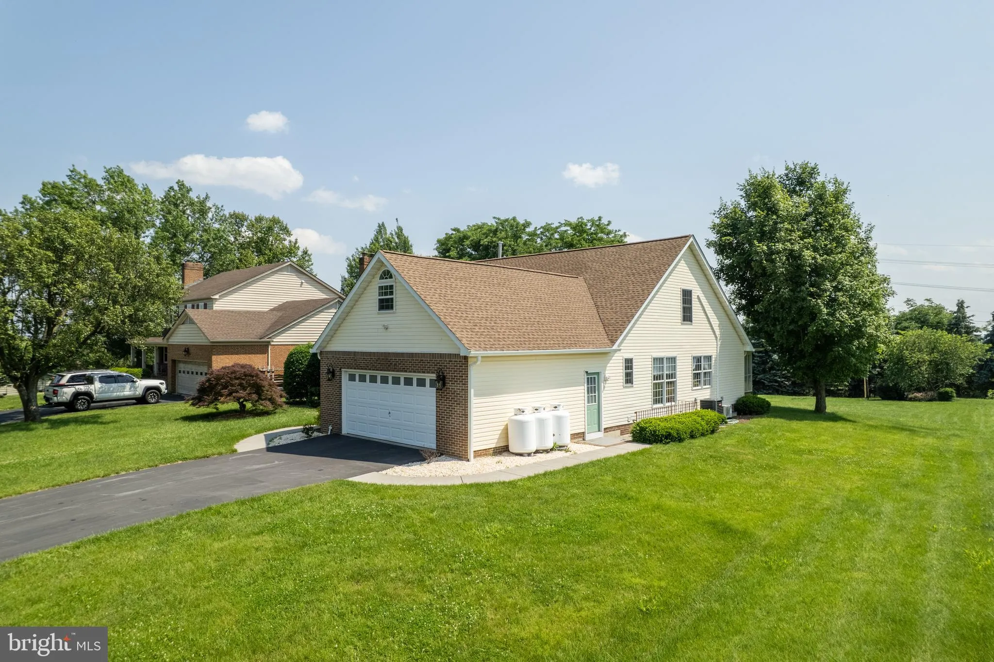 Winchester, Virginia 22601, United States, 4 Bedrooms Bedrooms, ,4 BathroomsBathrooms,Residential,Active,150484