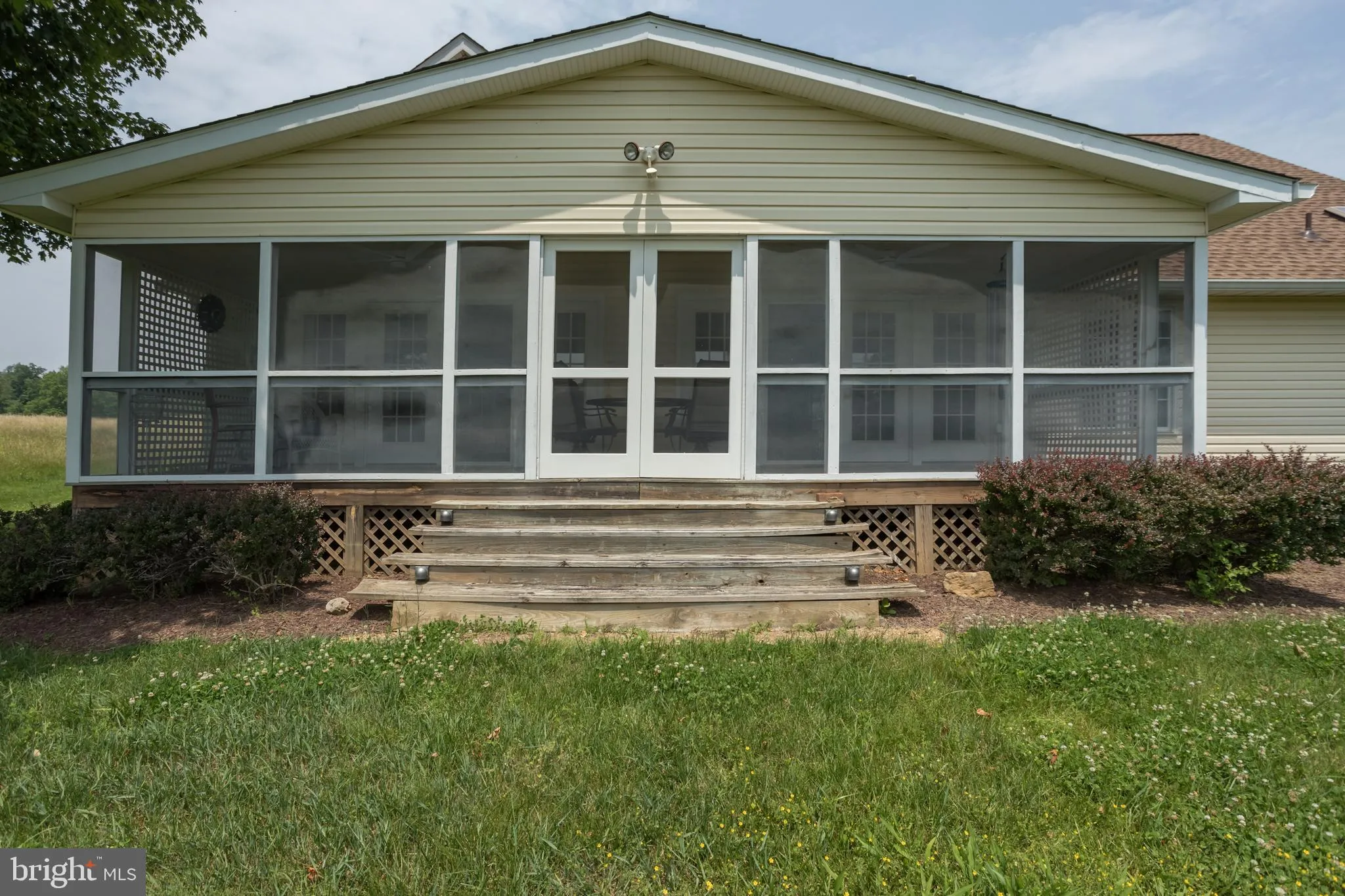 Winchester, Virginia 22601, United States, 4 Bedrooms Bedrooms, ,4 BathroomsBathrooms,Residential,Active,150484