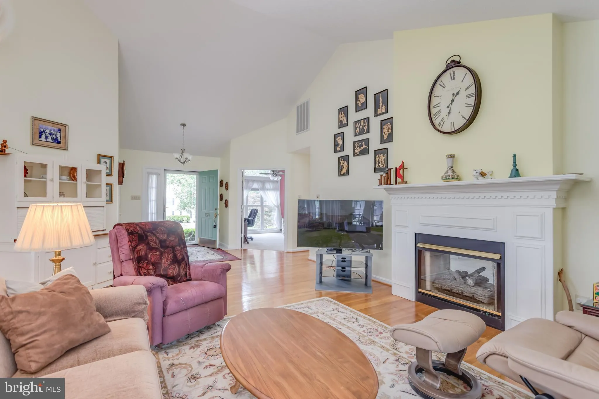 Winchester, Virginia 22601, United States, 4 Bedrooms Bedrooms, ,4 BathroomsBathrooms,Residential,Active,150484