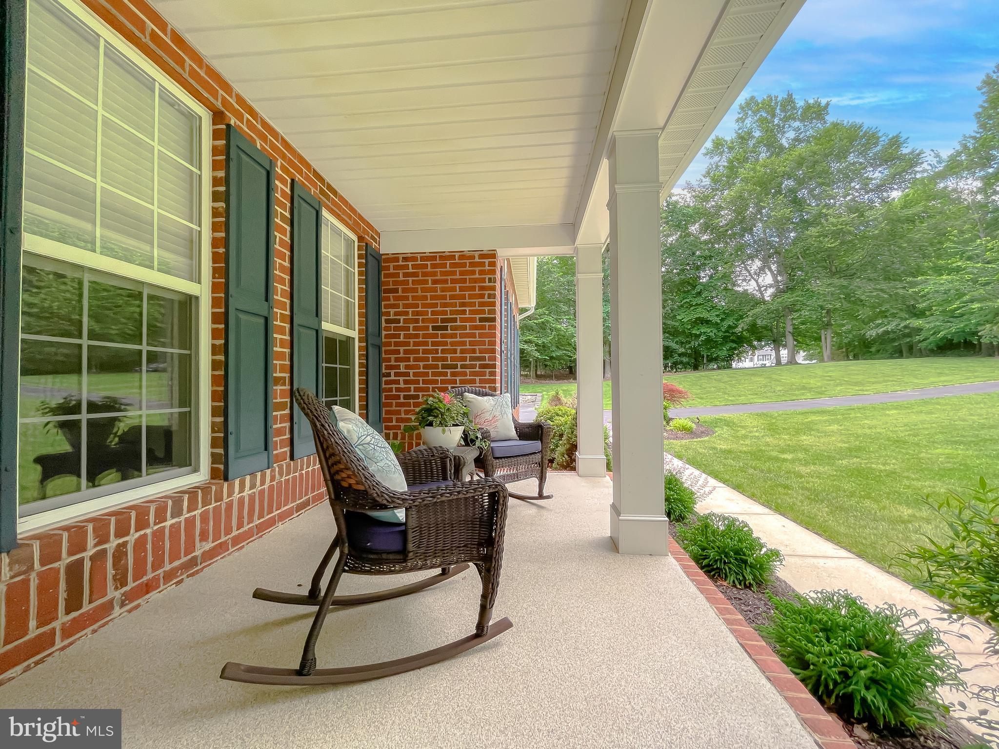 9150 SPARKLING PLACE