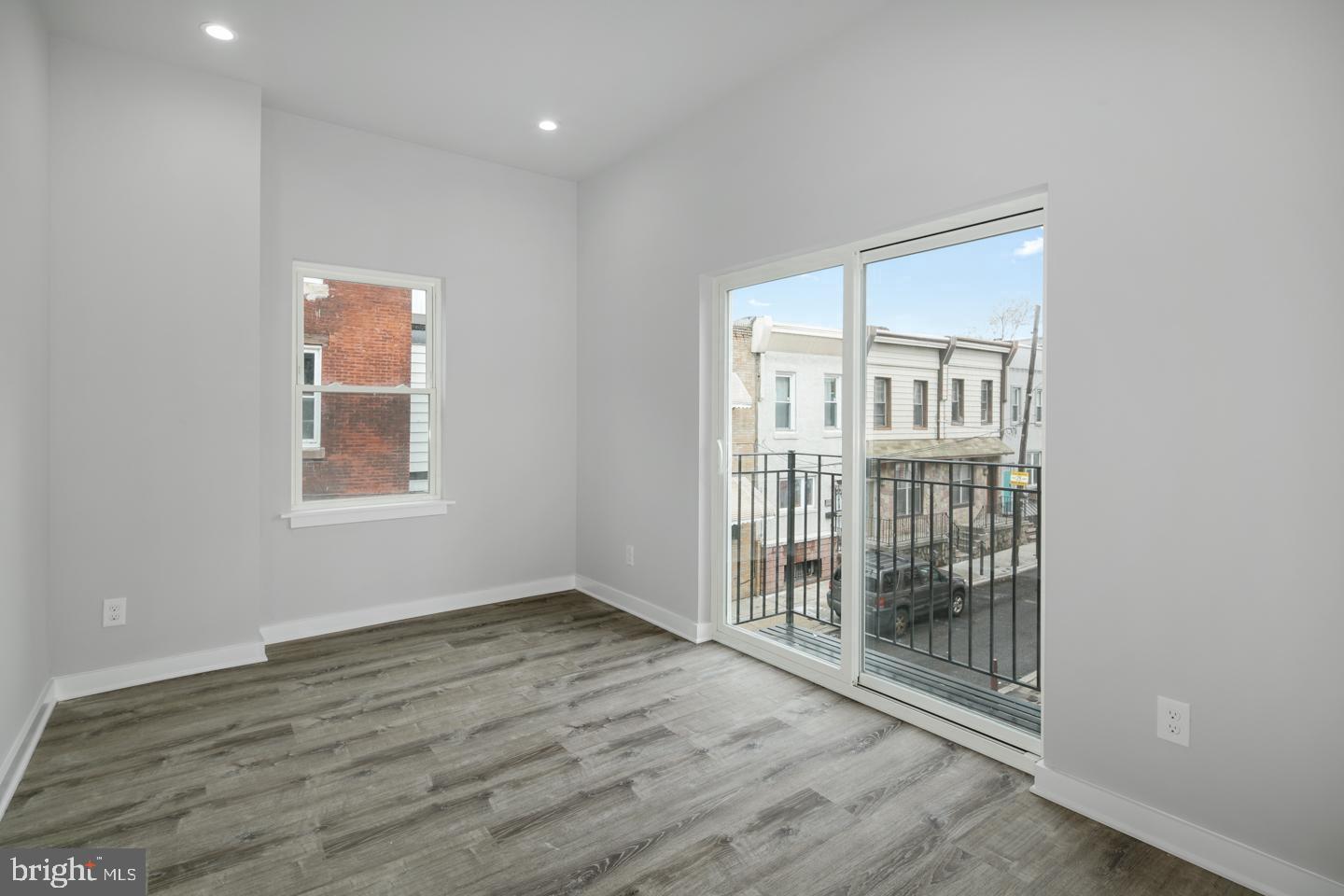 POINT BREEZE - Residential Lease
