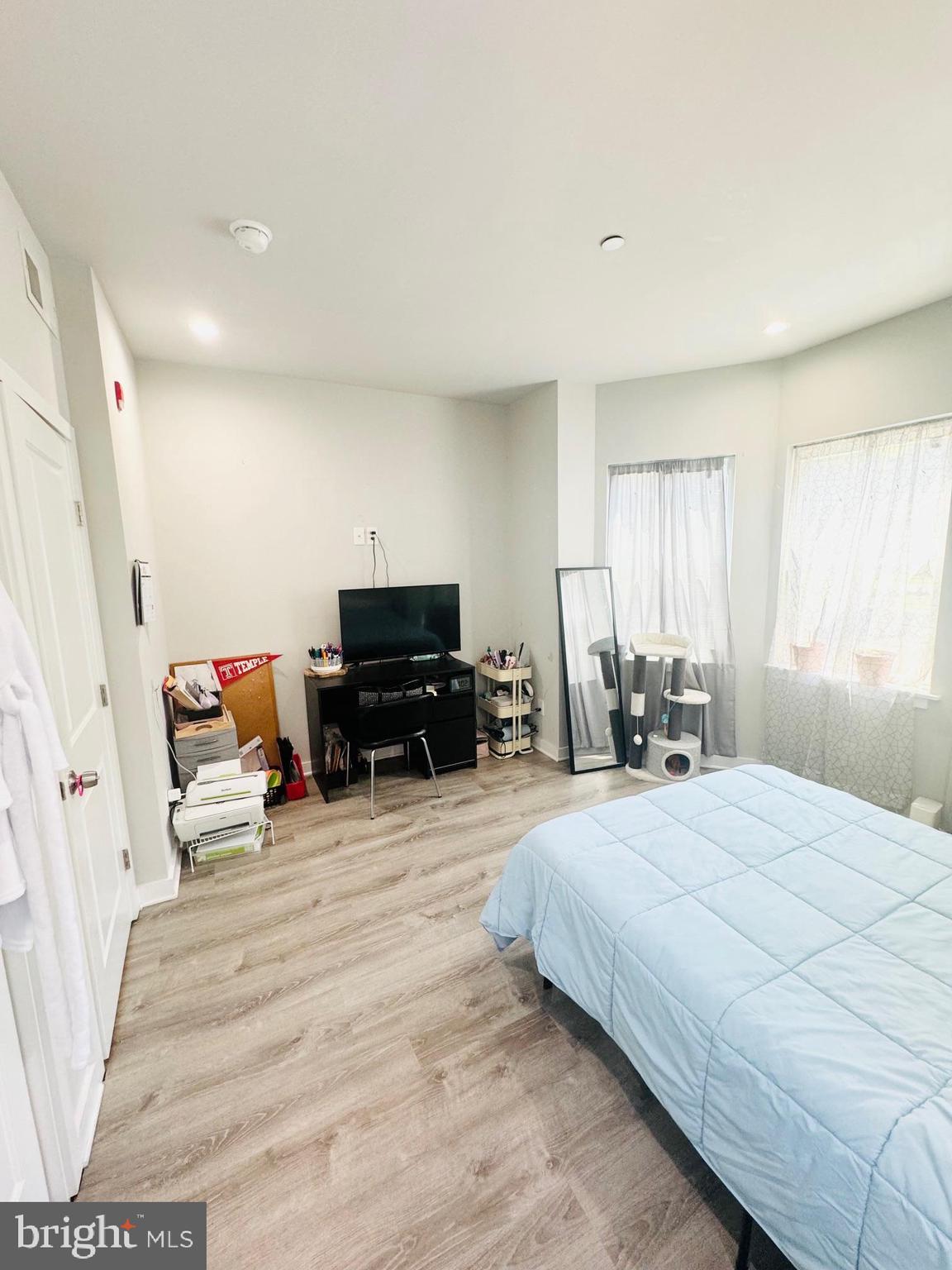 POINT BREEZE - Residential Lease