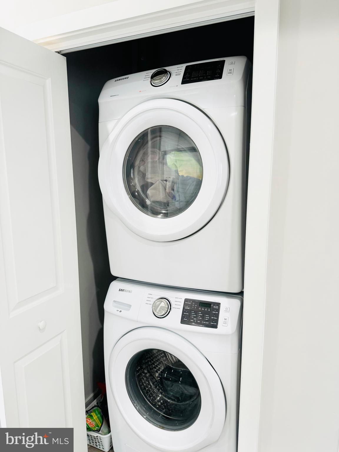 POINT BREEZE - Residential Lease