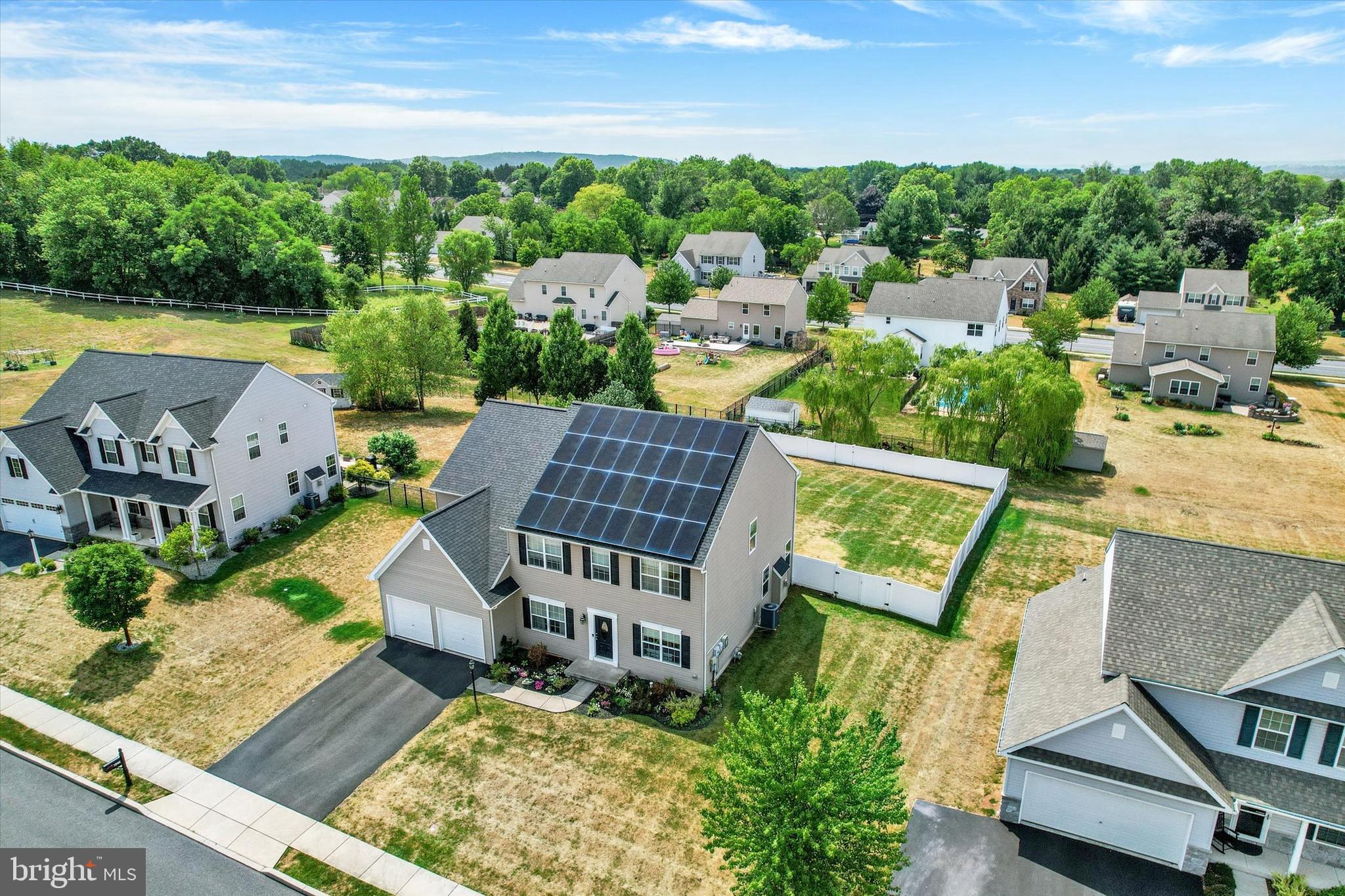 627 SADDLE ROAD