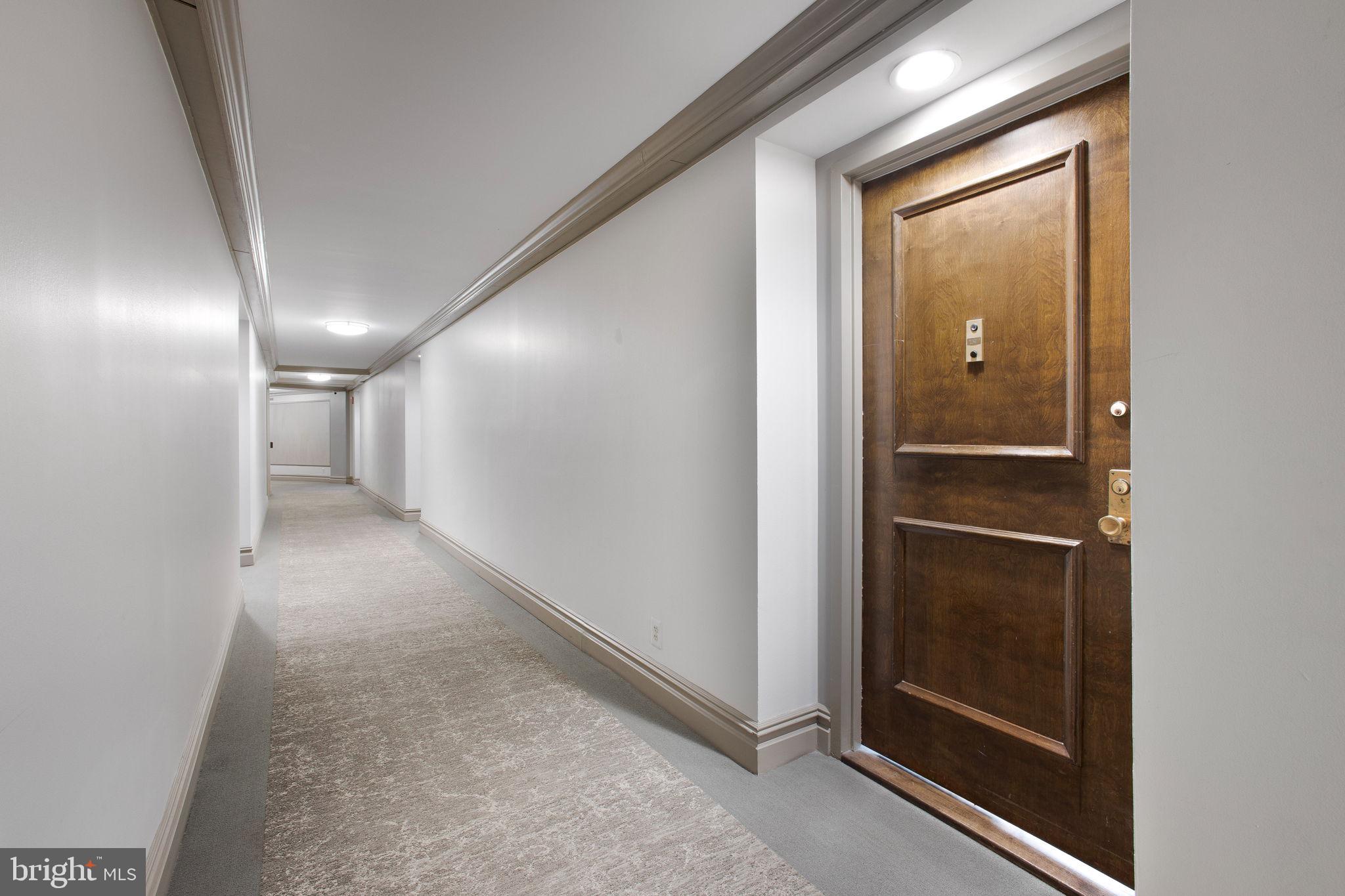 PROMENADE TOWERS - Residential Lease