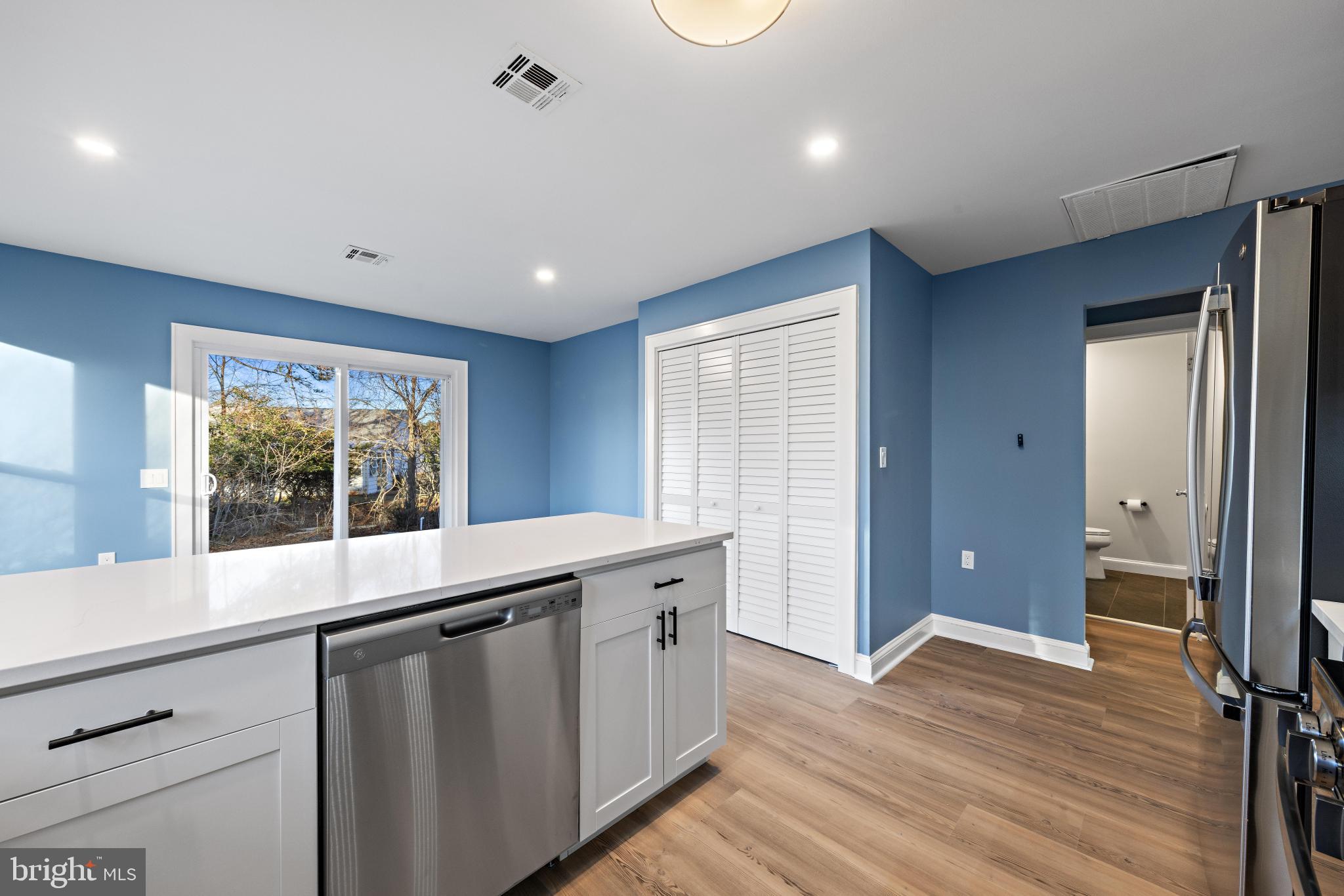 HOLIDAY CITY - SOUTH - Residential