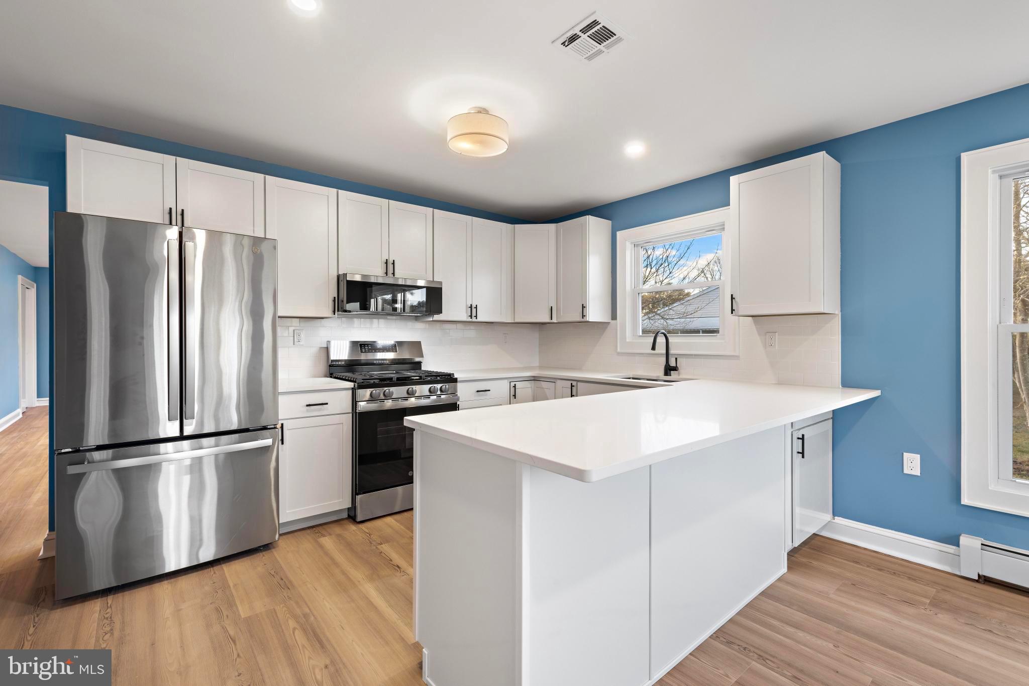 HOLIDAY CITY - SOUTH - Residential