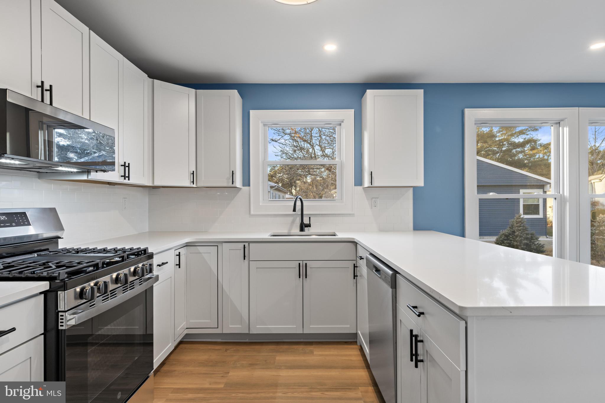 HOLIDAY CITY - SOUTH - Residential