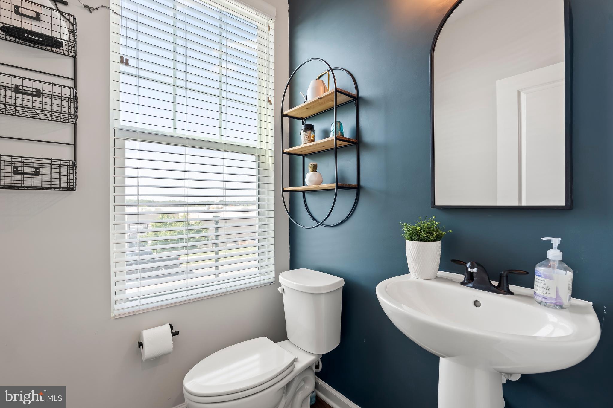 PRESIDENTS POINTE - Residential