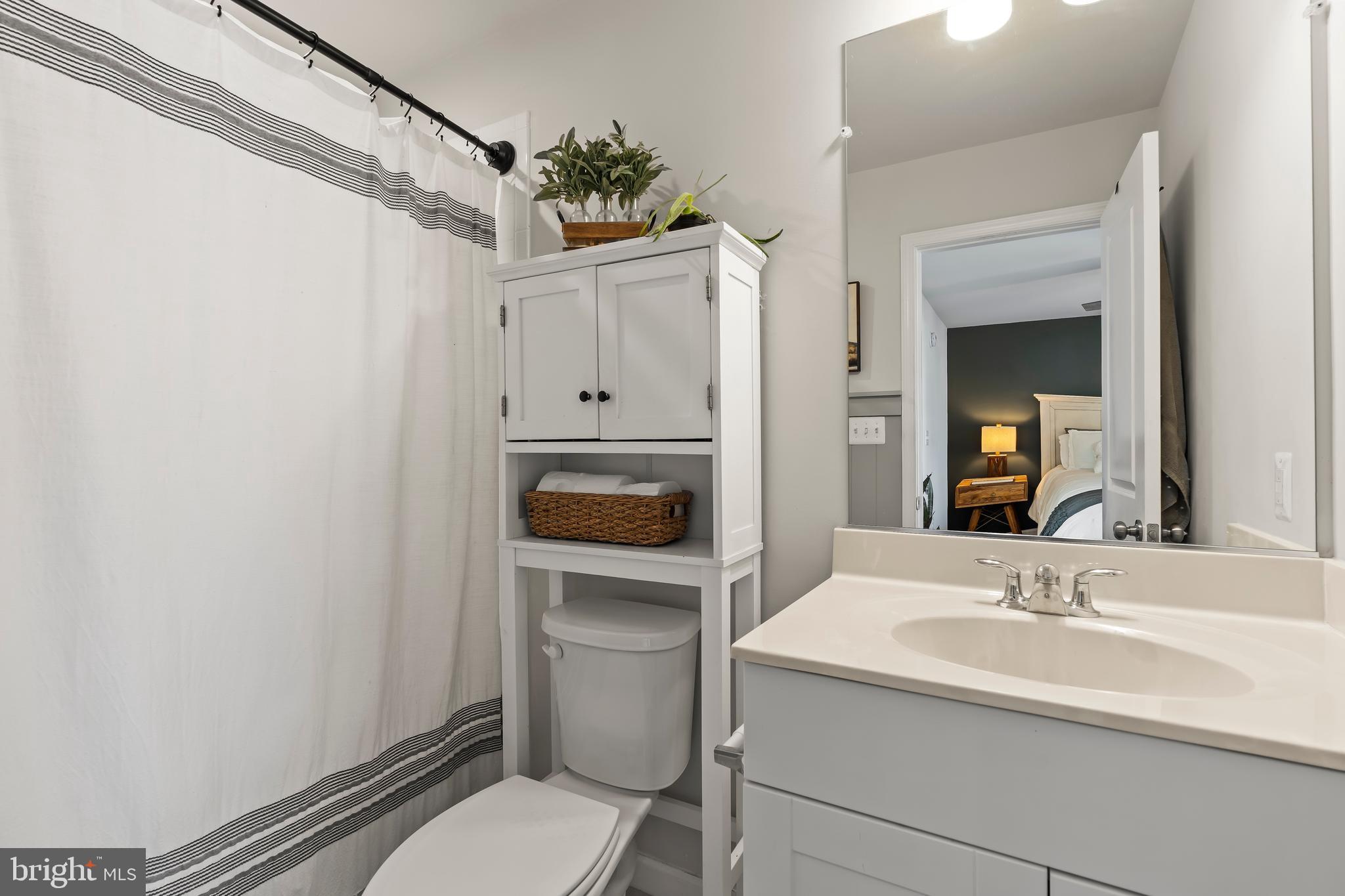 PRESIDENTS POINTE - Residential