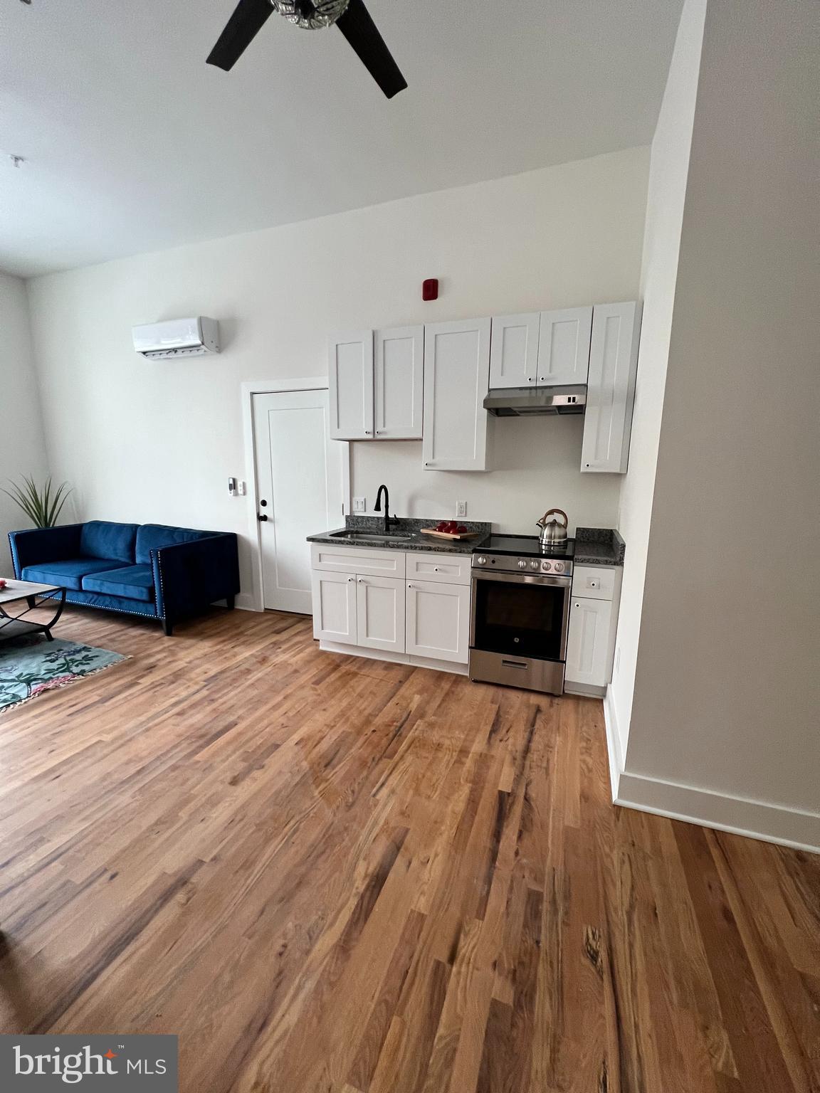 106 E BROAD STREET 1