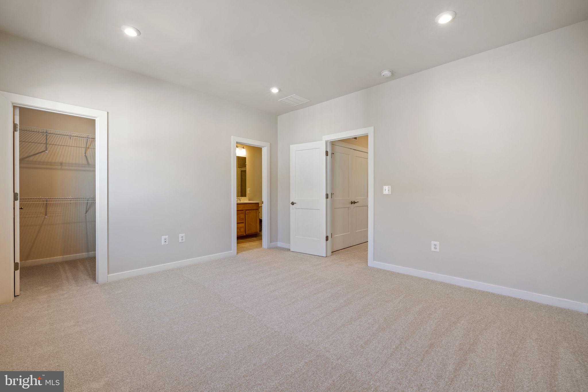 ARCOLA TOWN CENTER - Residential Lease