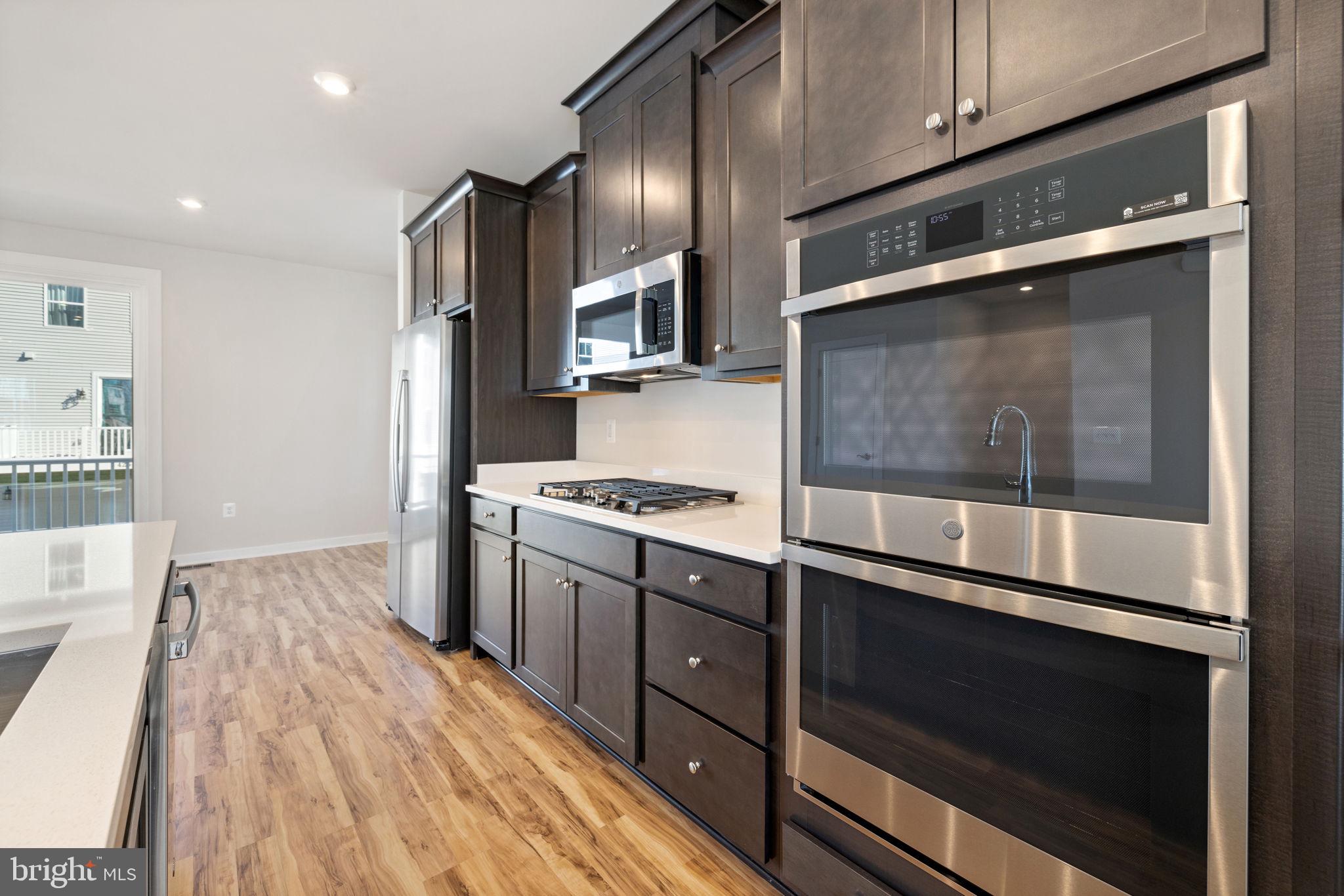 ARCOLA TOWN CENTER - Residential Lease