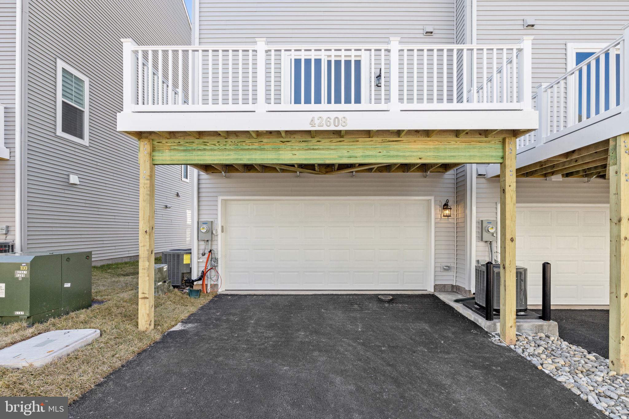 ARCOLA TOWN CENTER - Residential Lease