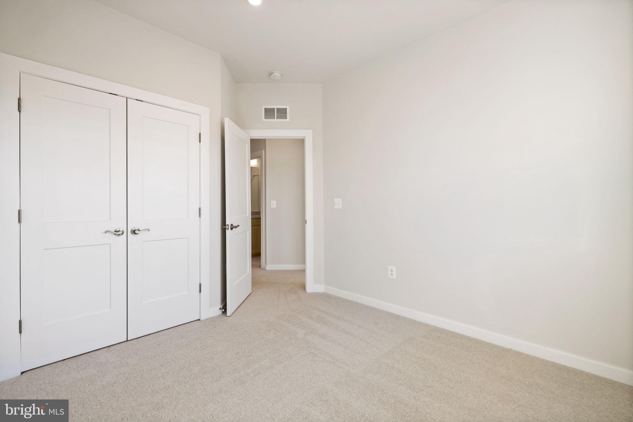 ARCOLA TOWN CENTER - Residential Lease