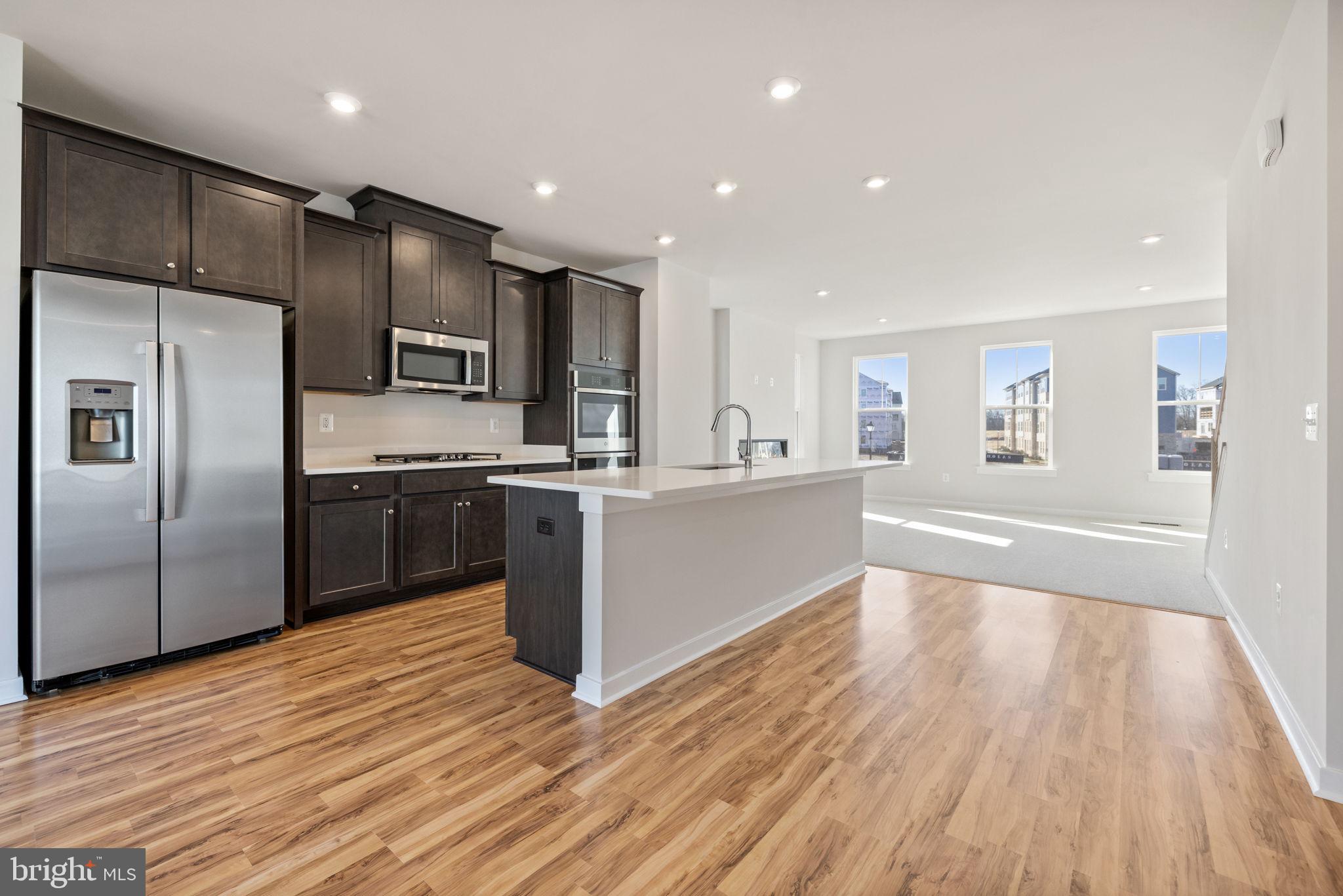 ARCOLA TOWN CENTER - Residential Lease