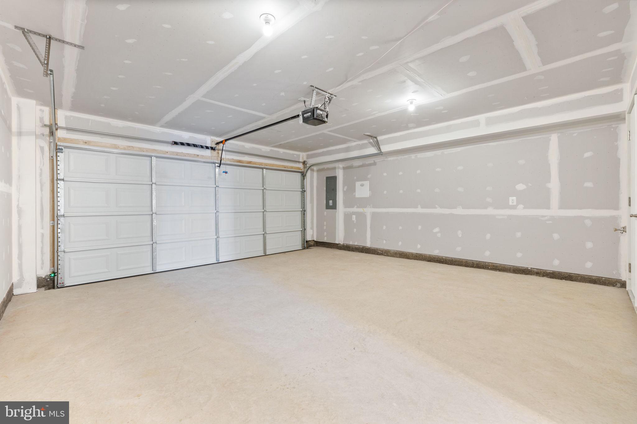 ARCOLA TOWN CENTER - Residential Lease