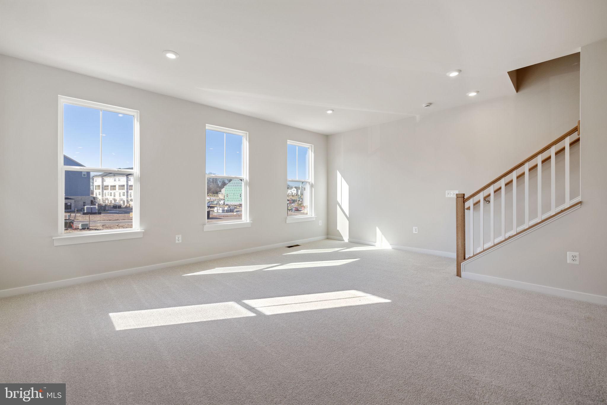 ARCOLA TOWN CENTER - Residential Lease