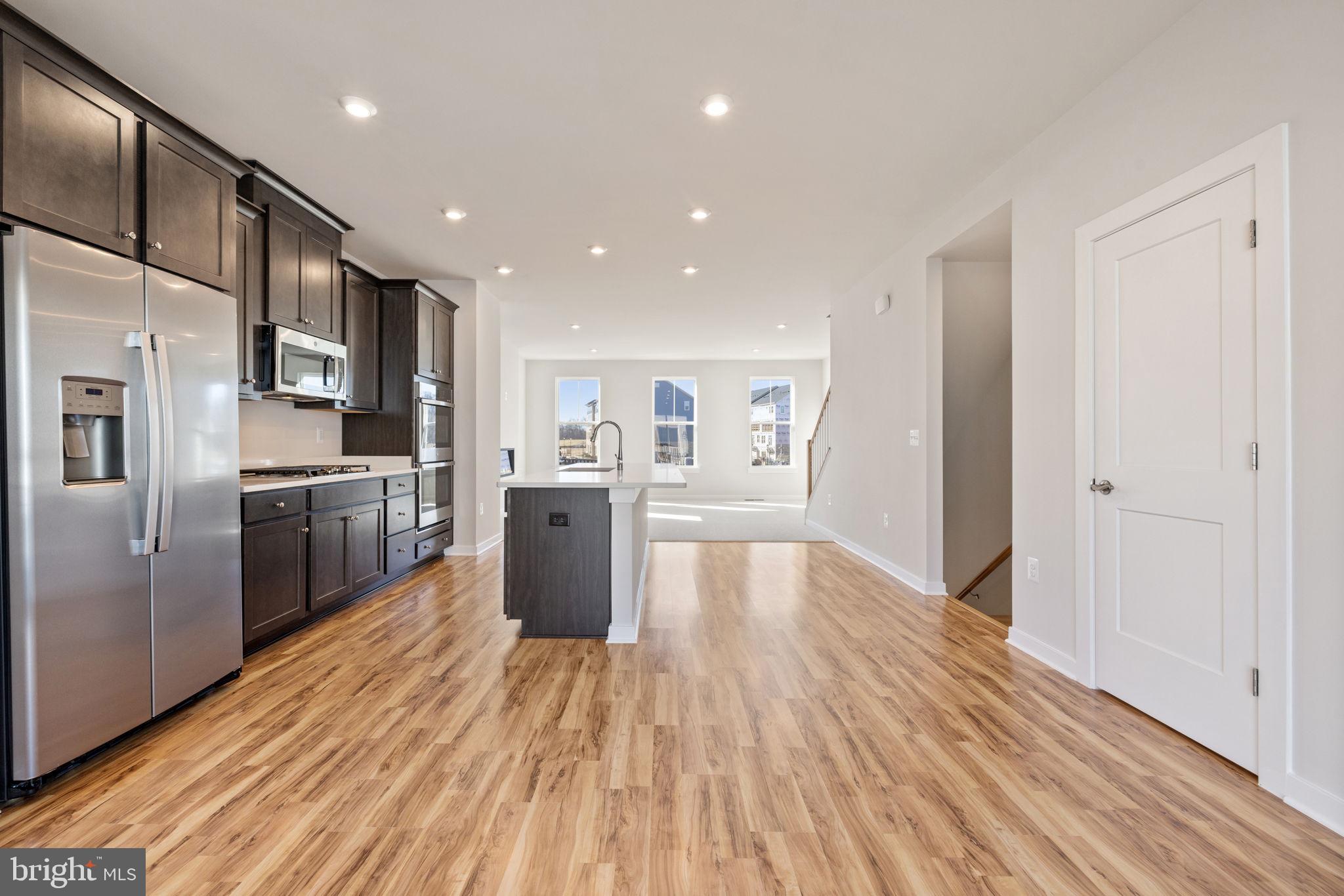 ARCOLA TOWN CENTER - Residential Lease