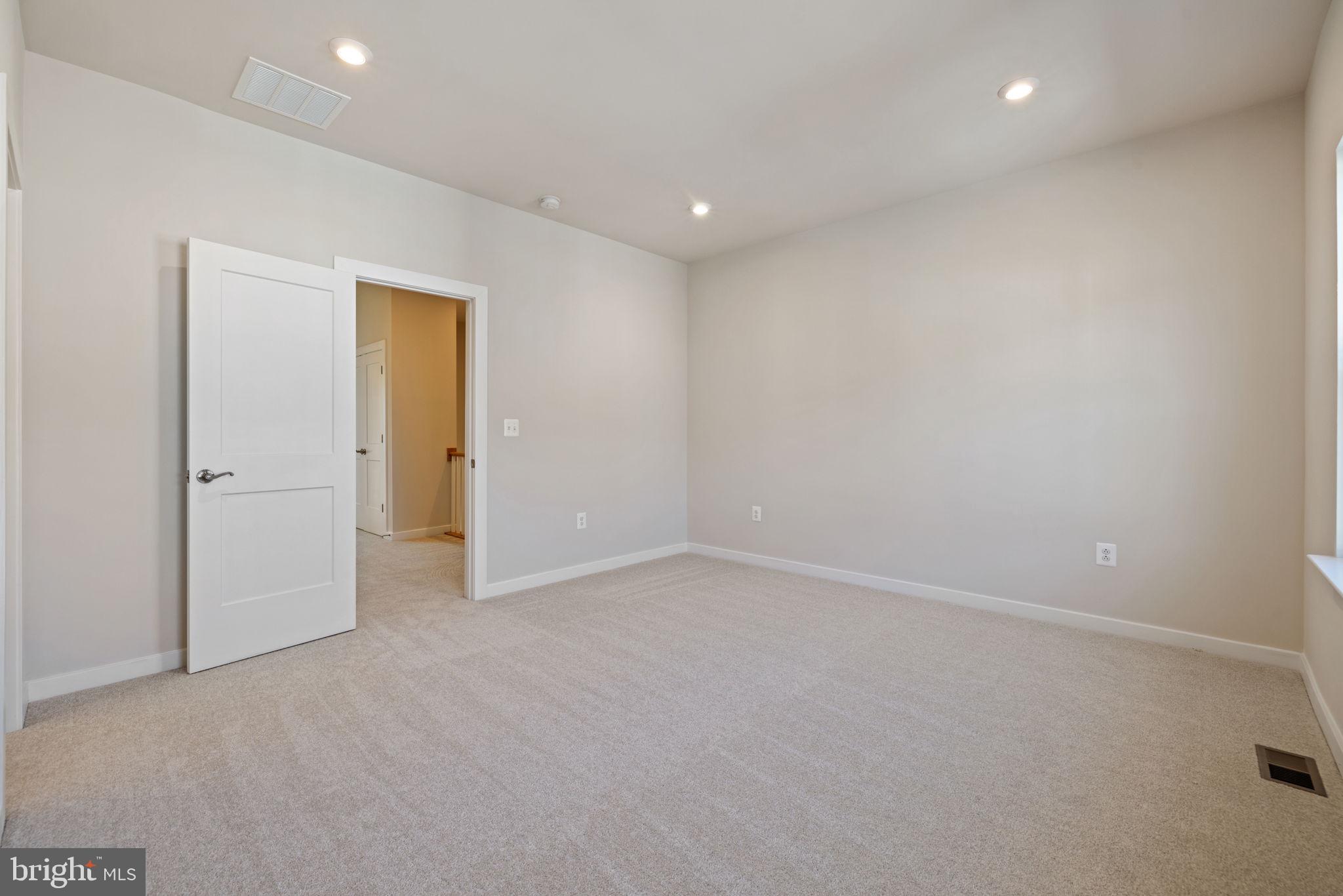 ARCOLA TOWN CENTER - Residential Lease