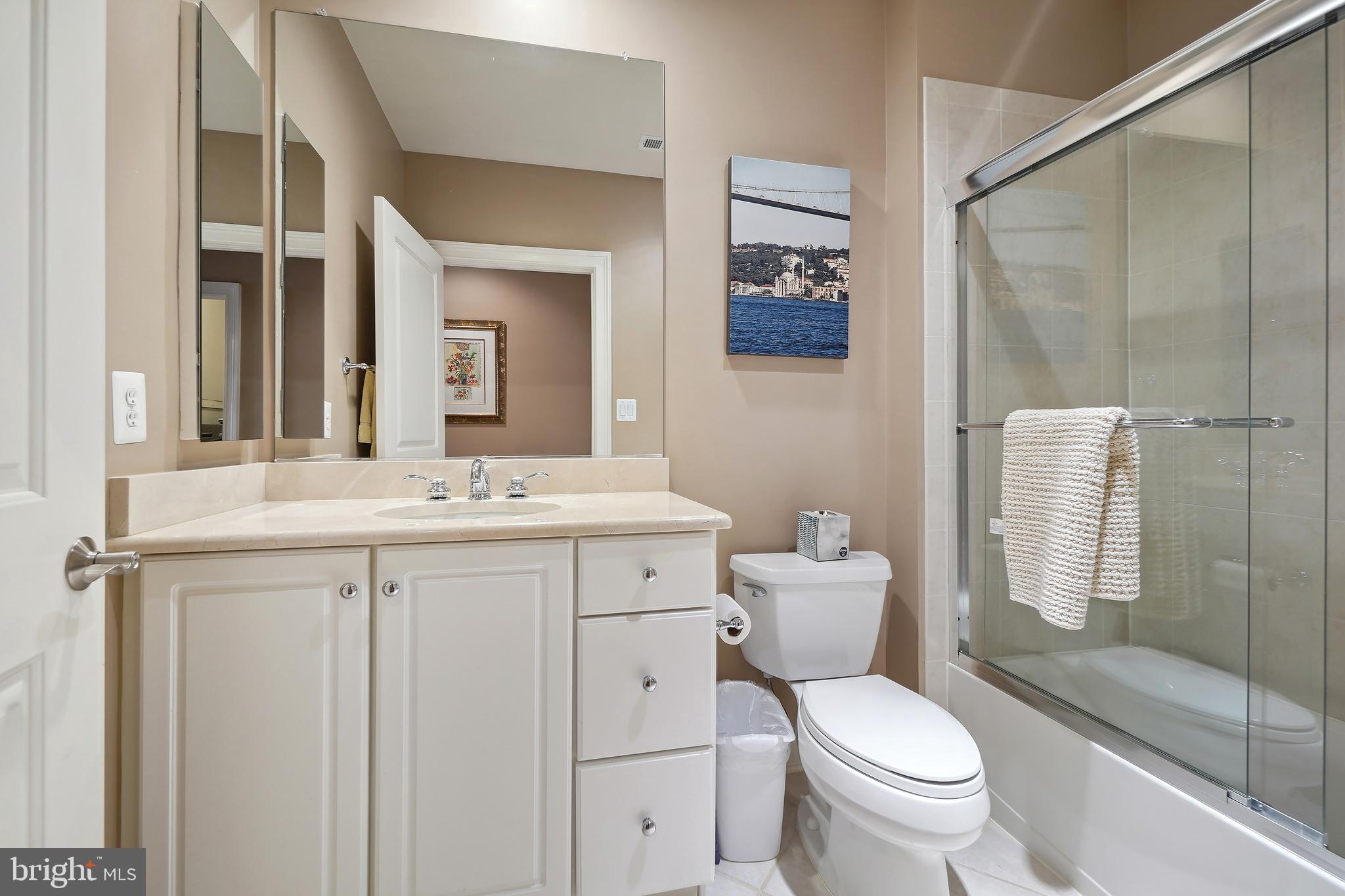 PARK POTOMAC - Residential