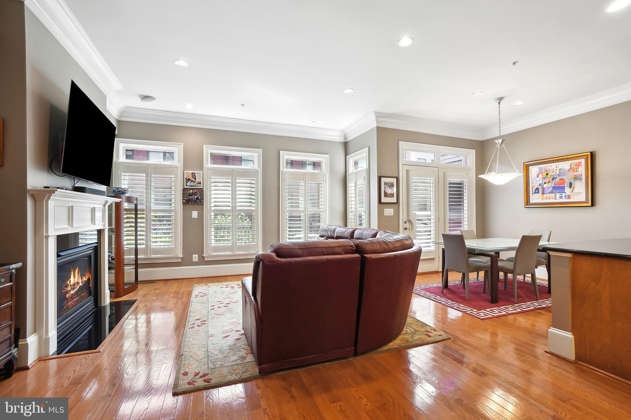 PARK POTOMAC - Residential