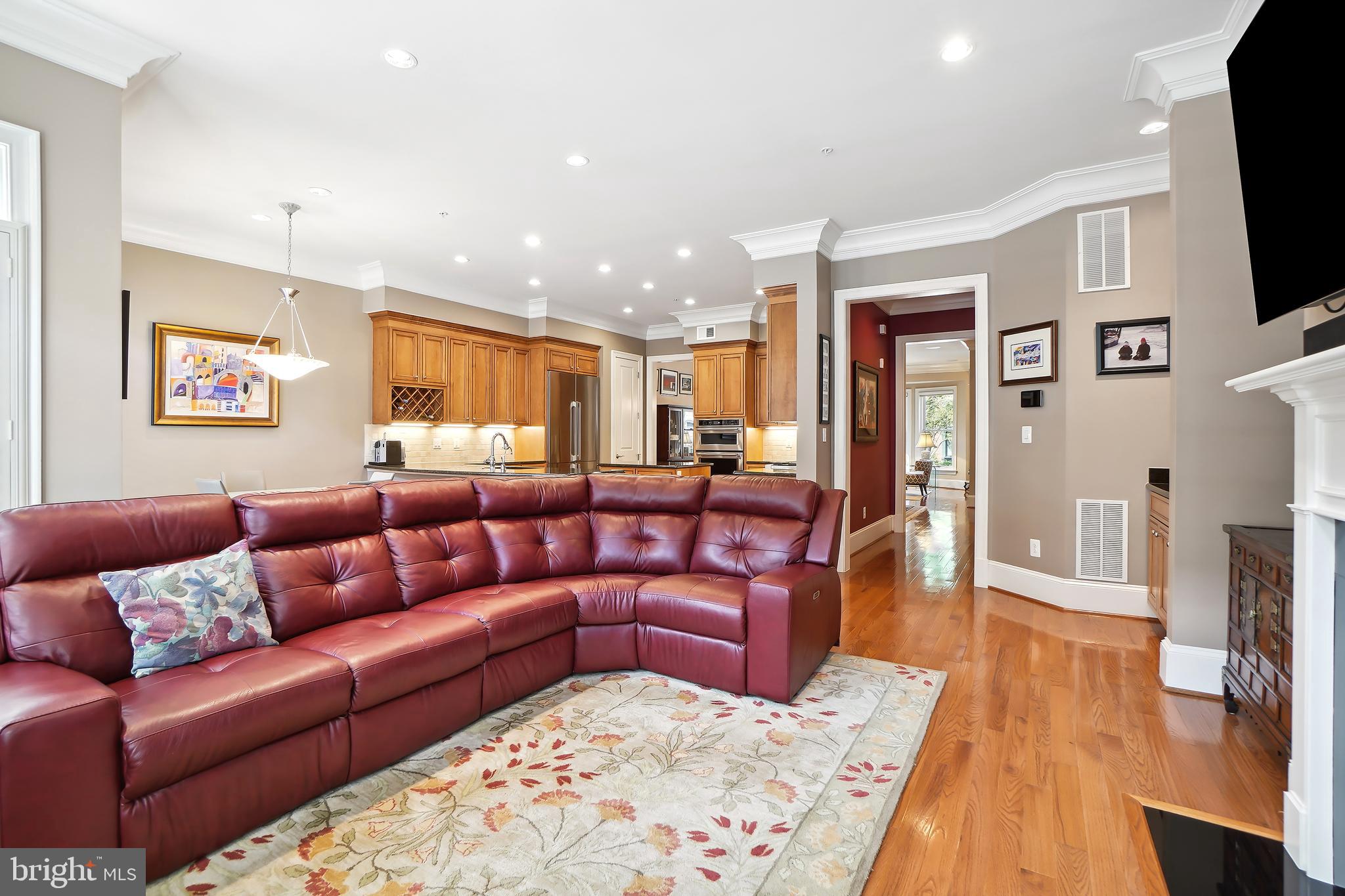 PARK POTOMAC - Residential