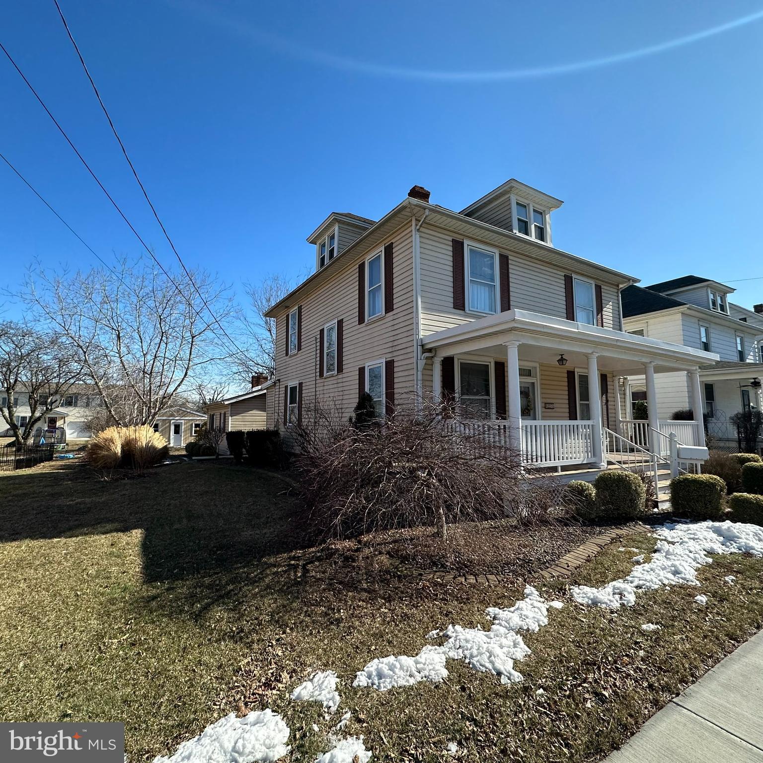 227 N ALLISON STREET
