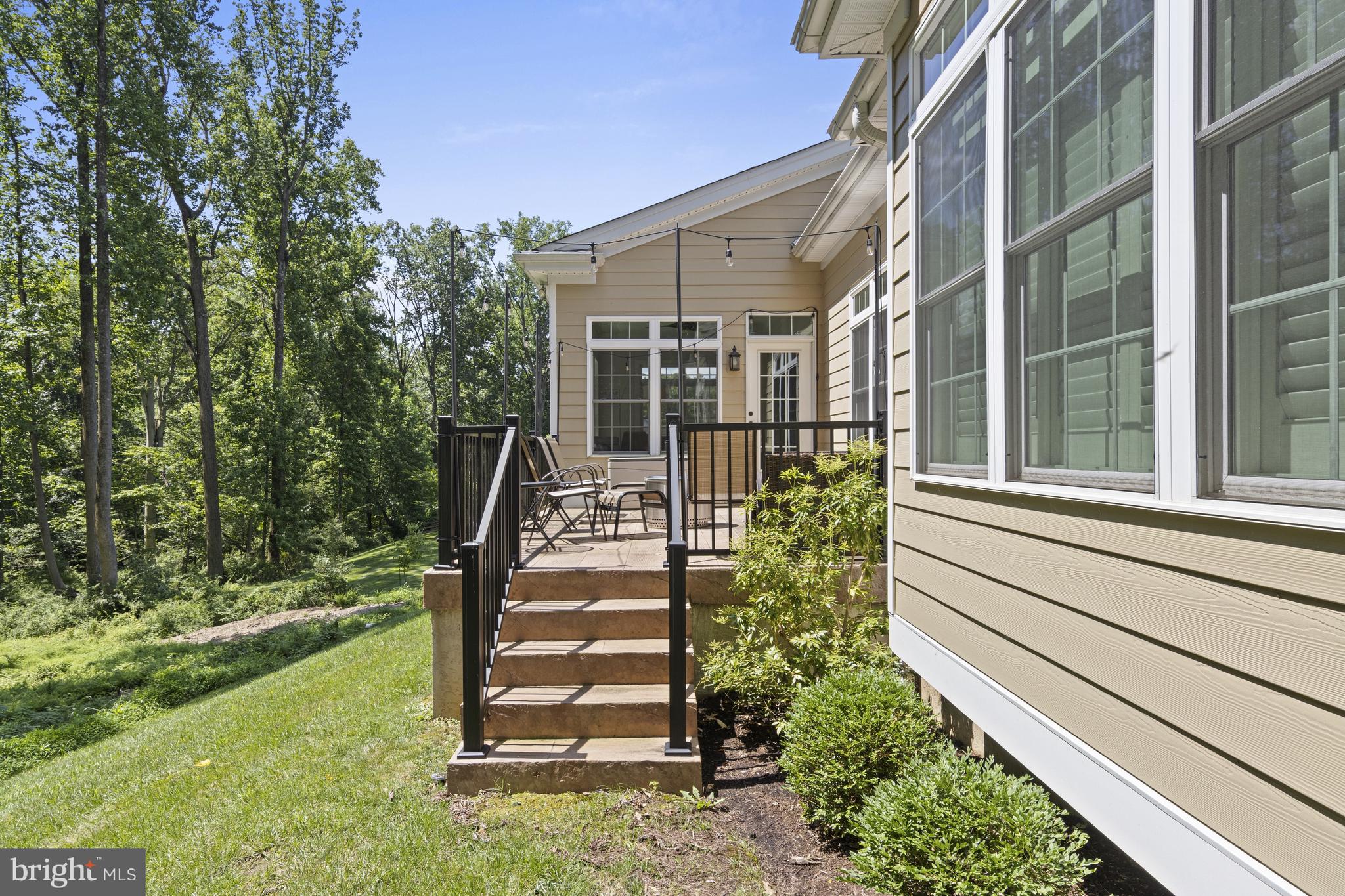 BURROWS RIDGE - Residential