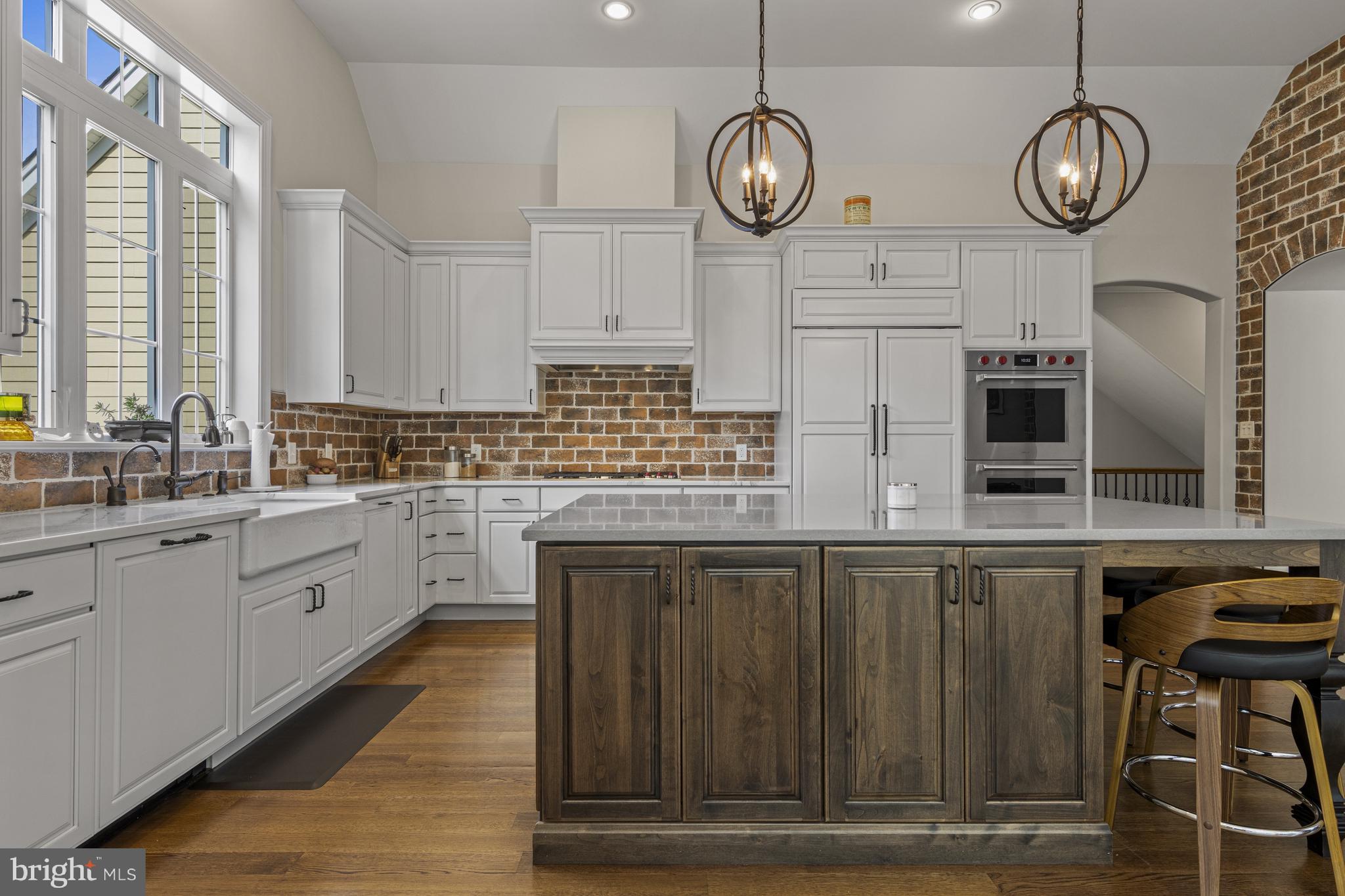 BURROWS RIDGE - Residential