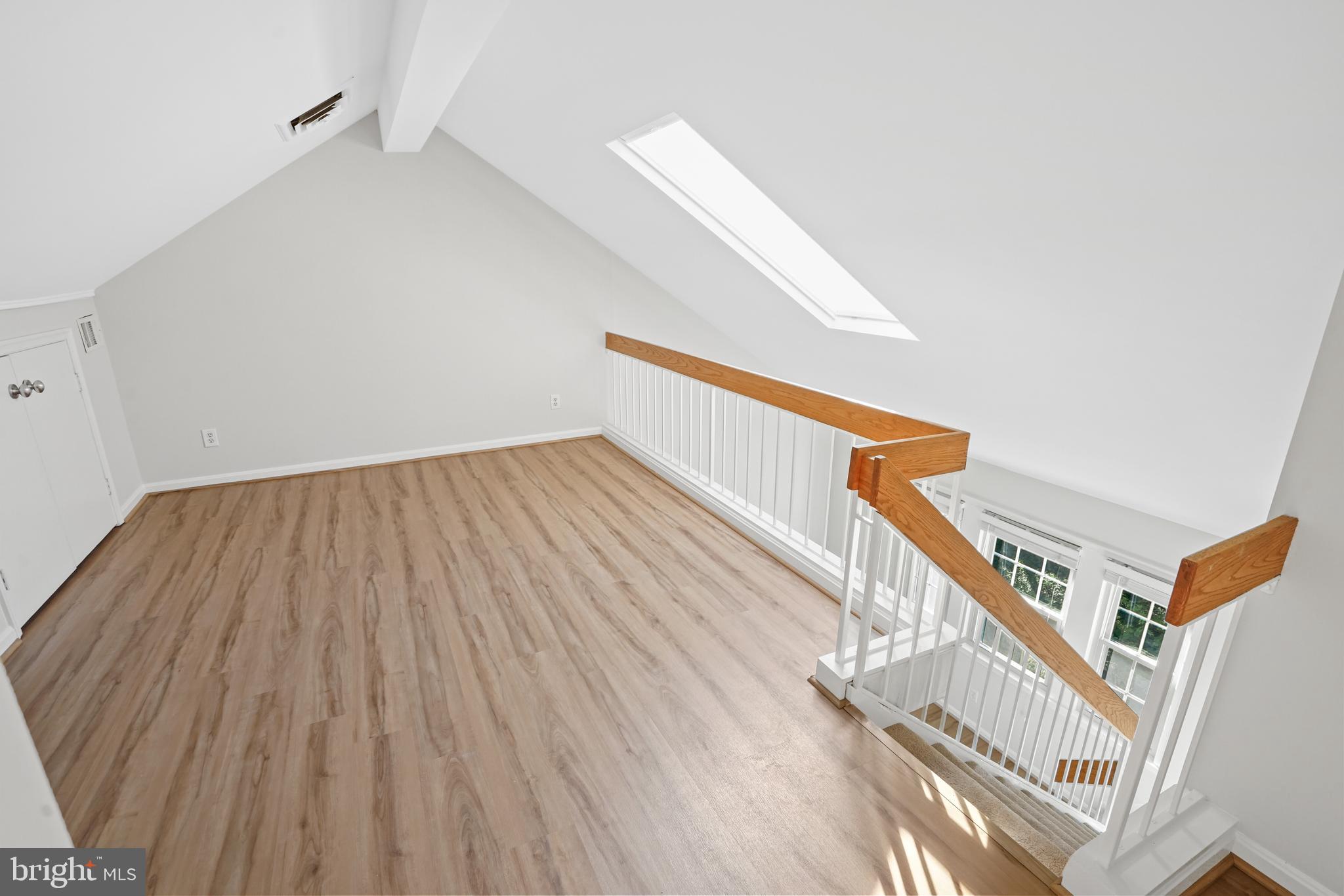 OLD TOWN - Residential Lease