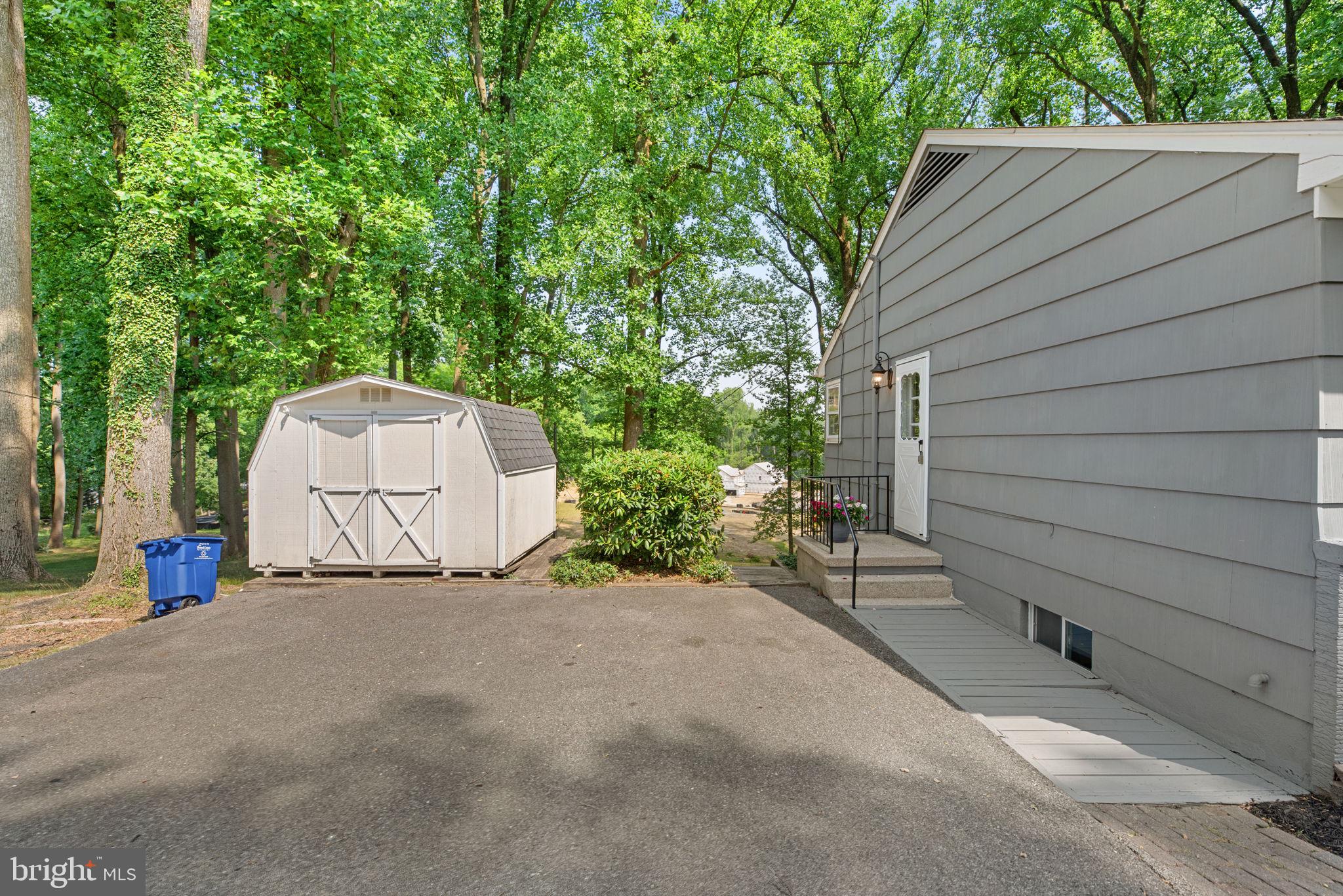 WORTHINGTON - Residential