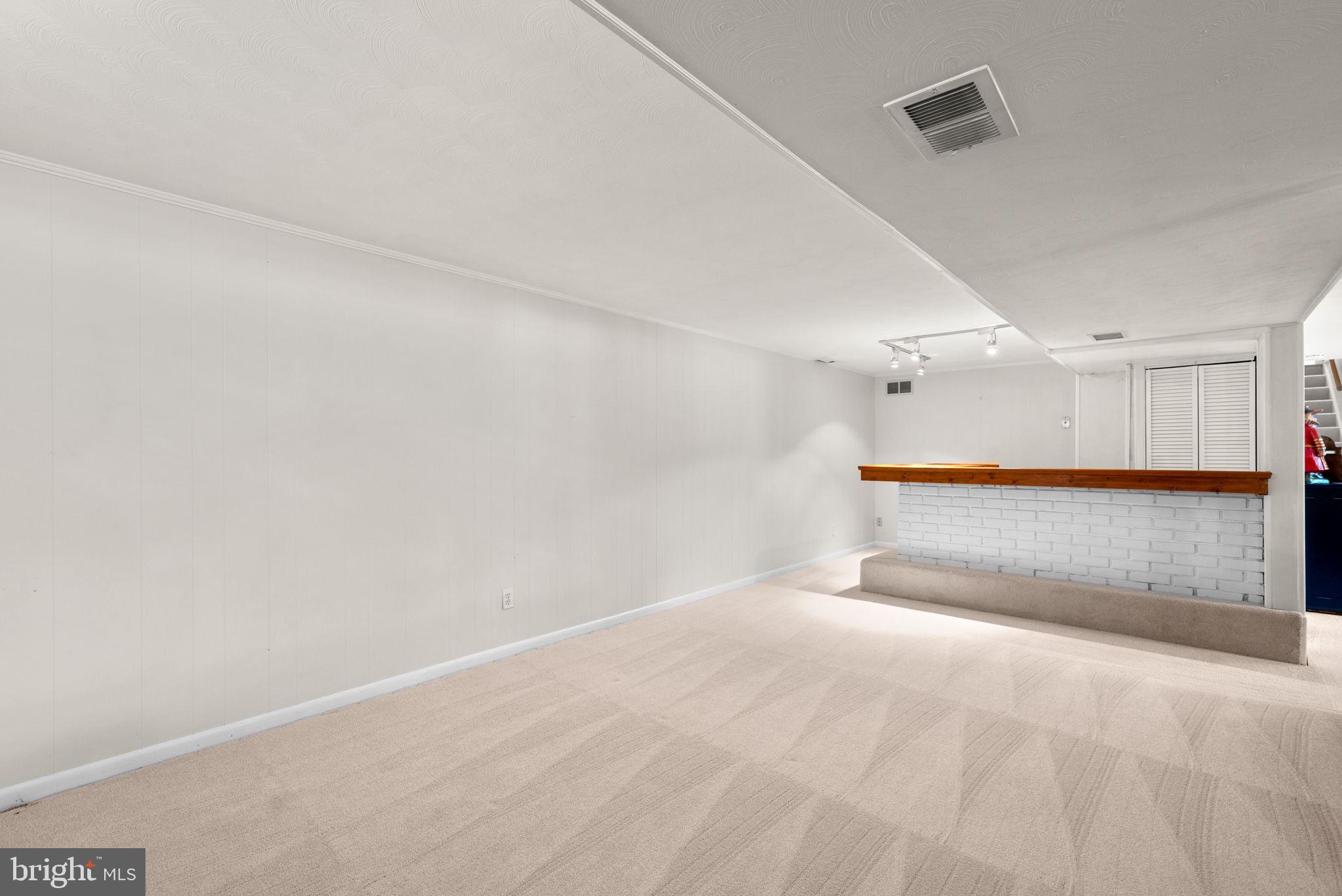 WORTHINGTON - Residential