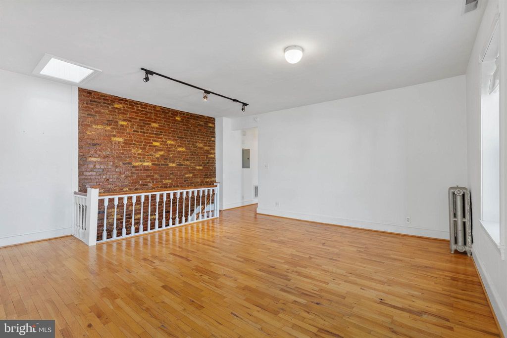Photo of 732 Tasker Street #3, PHILADELPHIA, PA 19148 (MLS # PAPH2561570)