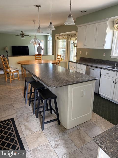 5735 MEYERFIELD COURT