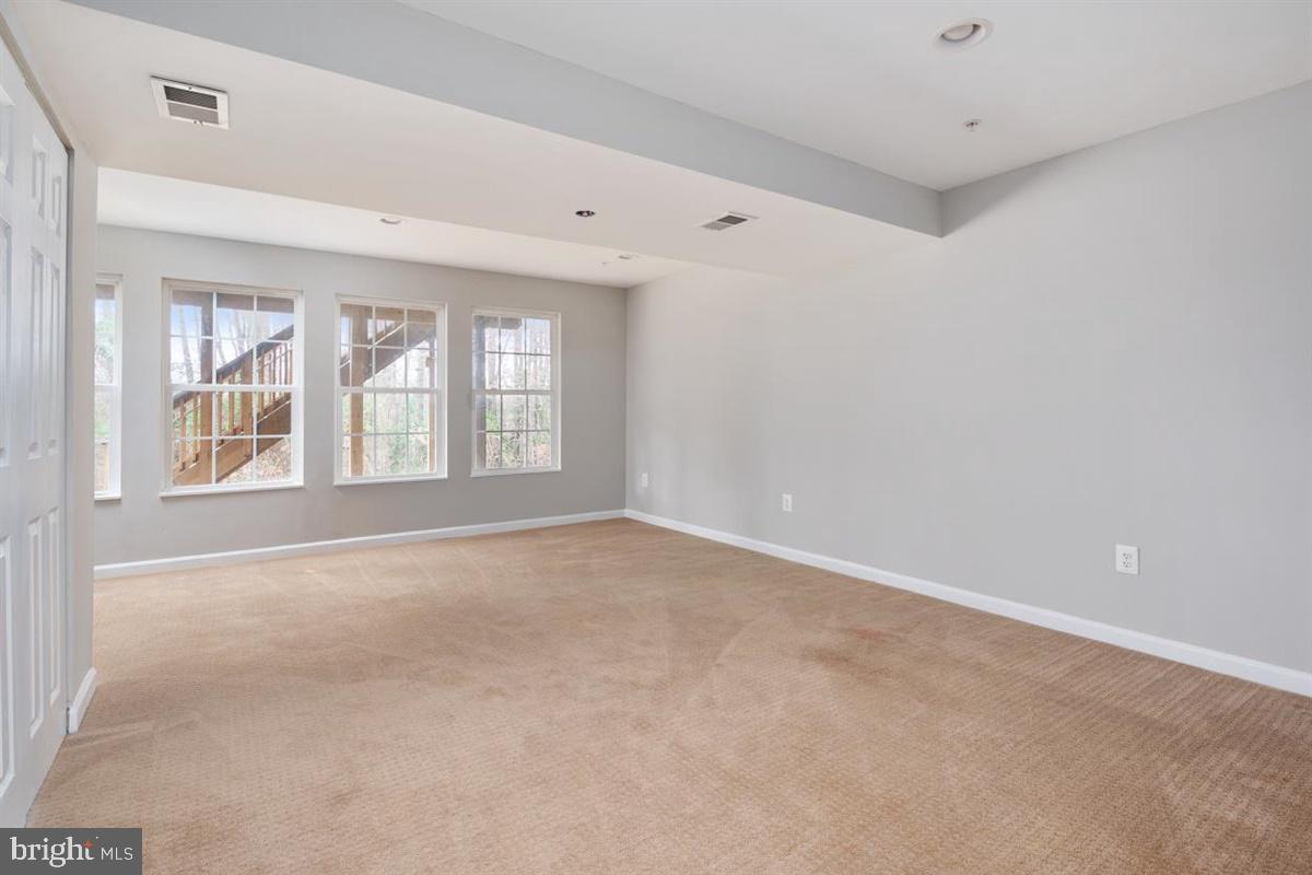 TANYARD SPRINGS - Residential