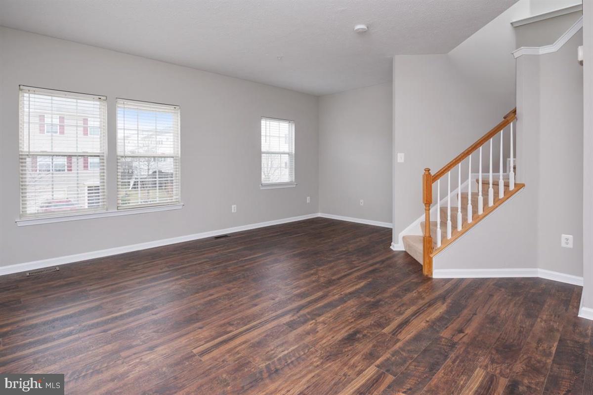 TANYARD SPRINGS - Residential