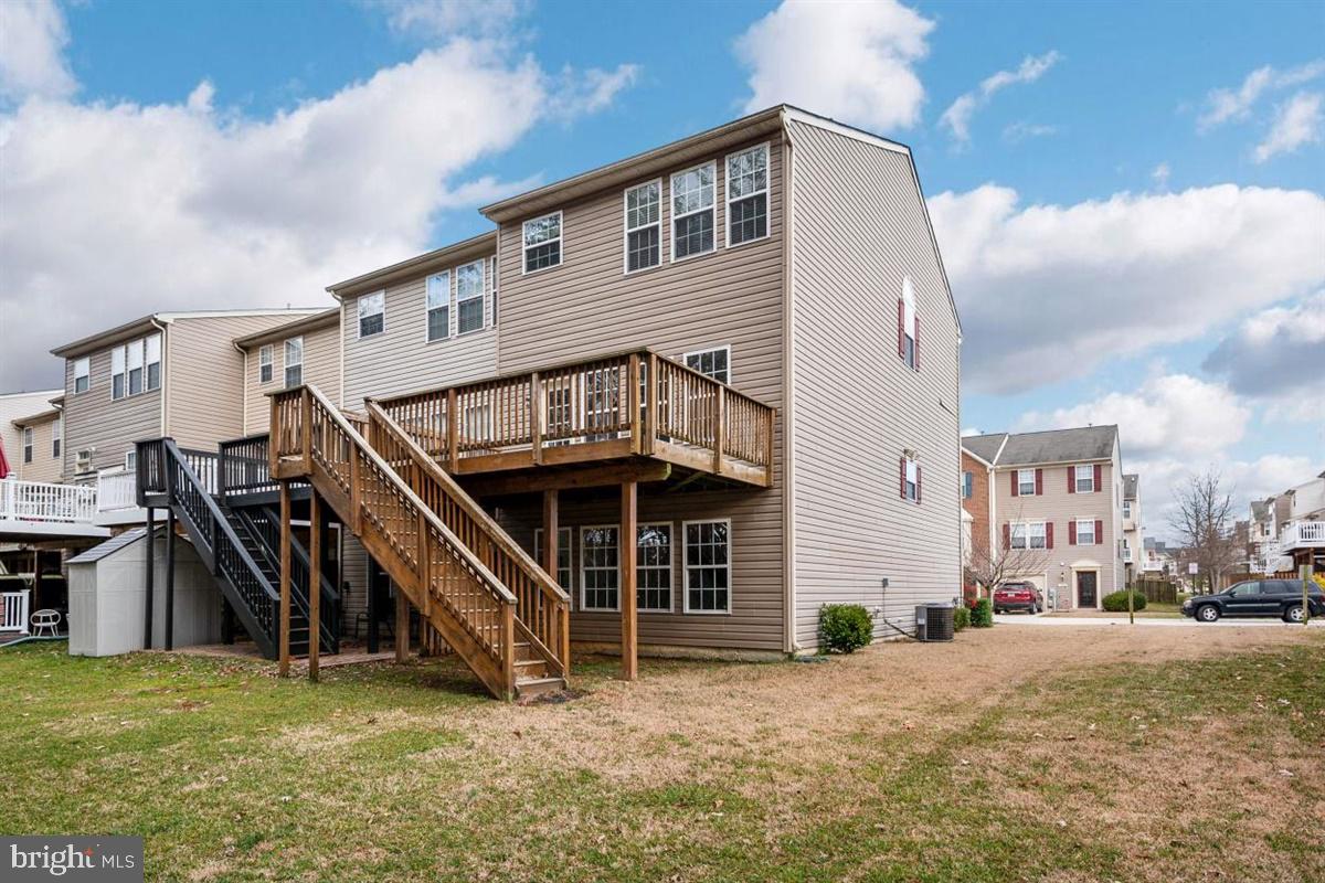 TANYARD SPRINGS - Residential