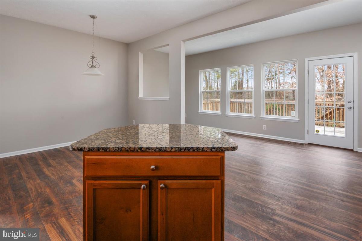 TANYARD SPRINGS - Residential