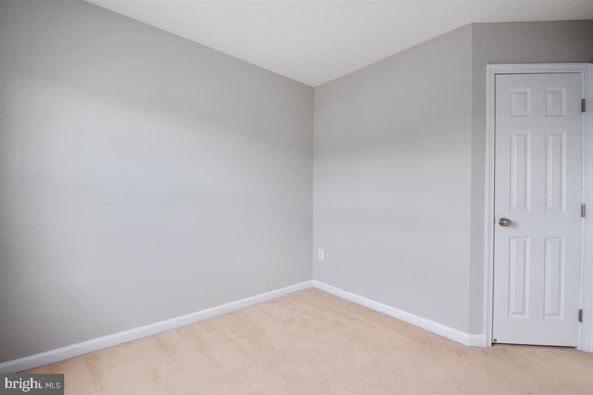 TANYARD SPRINGS - Residential