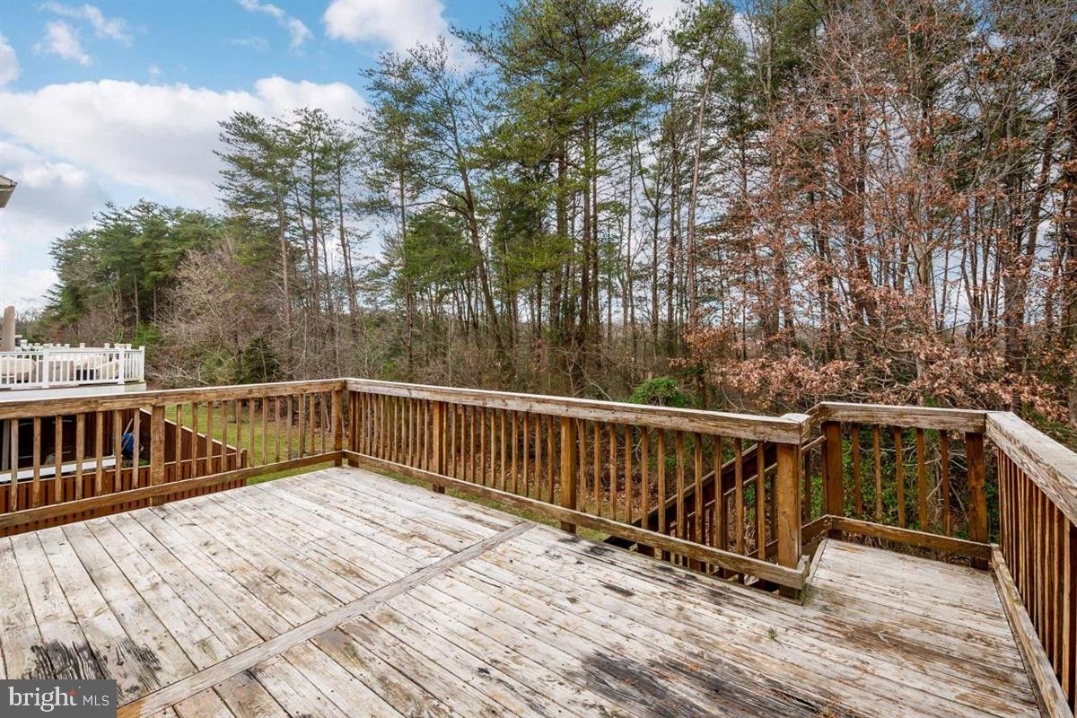 TANYARD SPRINGS - Residential