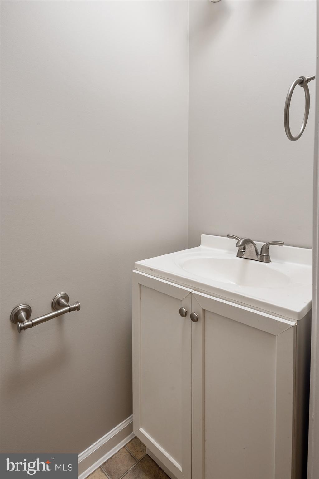 TANYARD SPRINGS - Residential